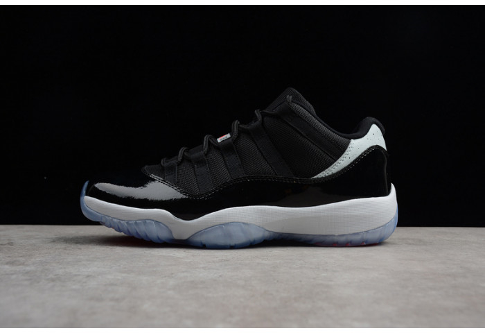 AIR JORDAN 11 RETRO LOW 