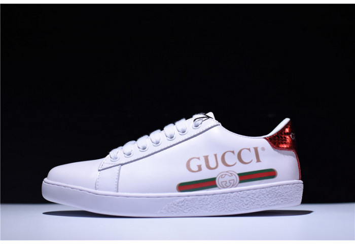 Gucci Ace EMBROIDERED LOW-TOP SNEAKER WITH LOGO