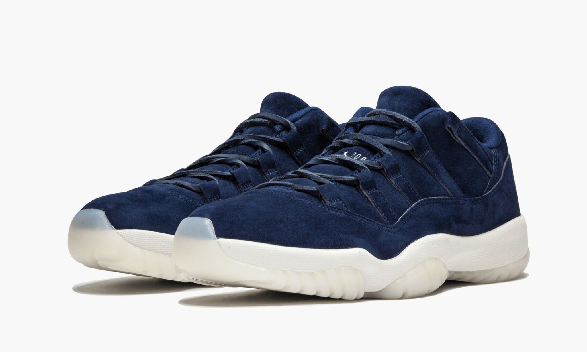 Air Jordan 11 Retro Low 