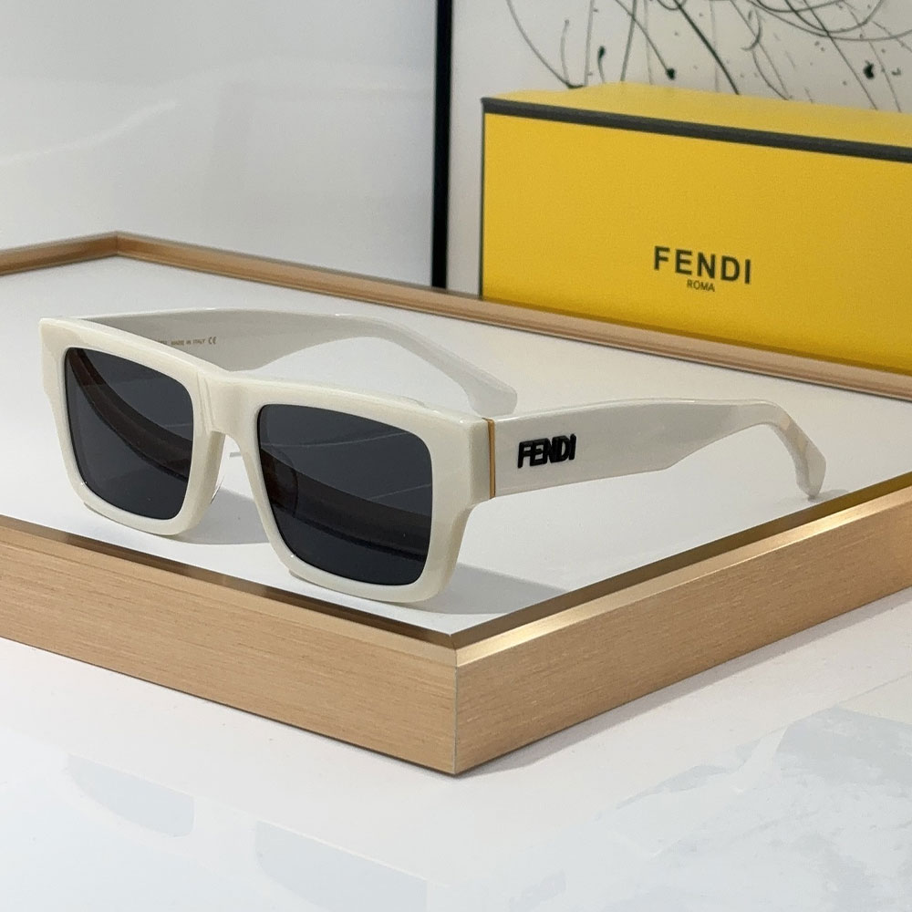 Fendi  Square Plate Sunglasses Top quality （Replica）