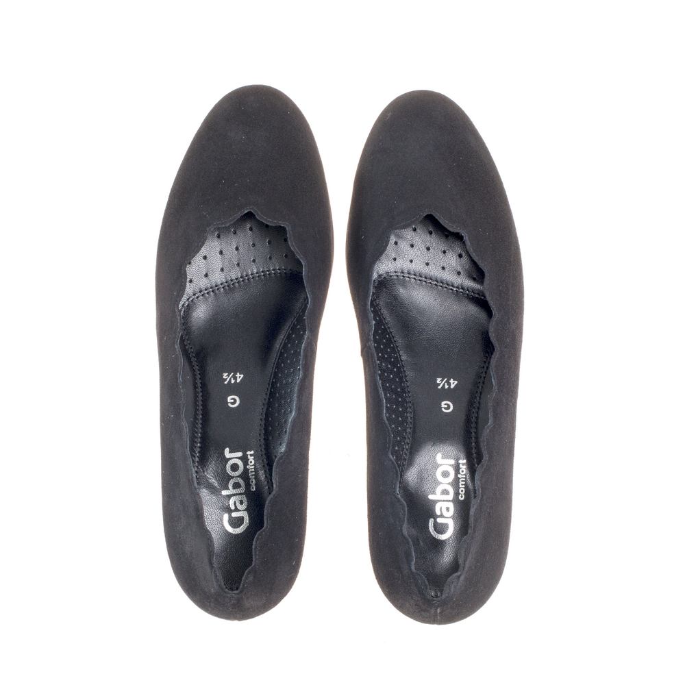 0.2211 - SCALLOPED VAMP PUMP