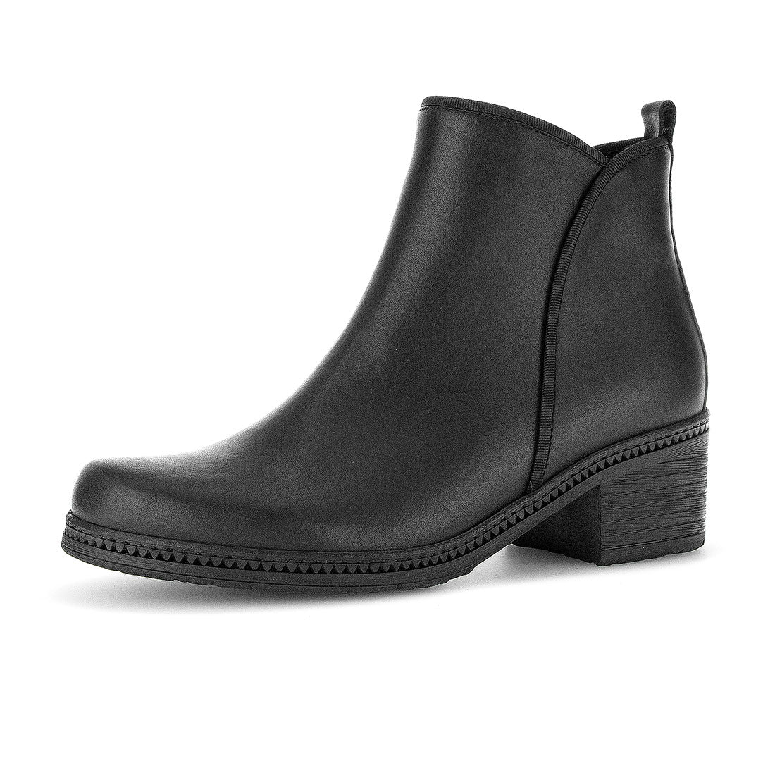 GABOR Black leather boot with 4 cm heel,