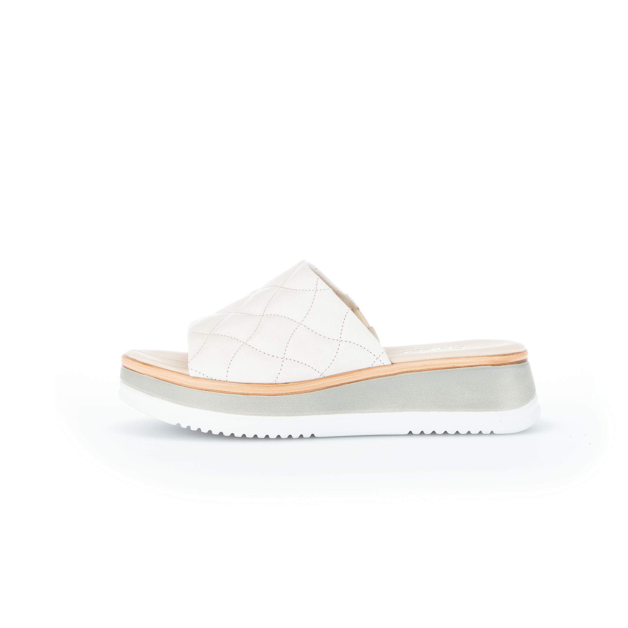 82.741 - QUILTED SLIP ON