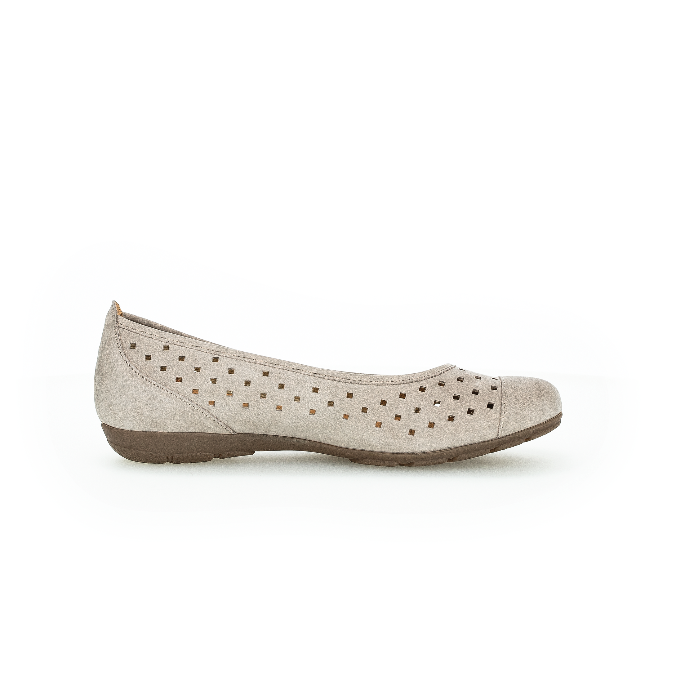 24.169 - CAP TOE PERFORATED BALLET FLAT