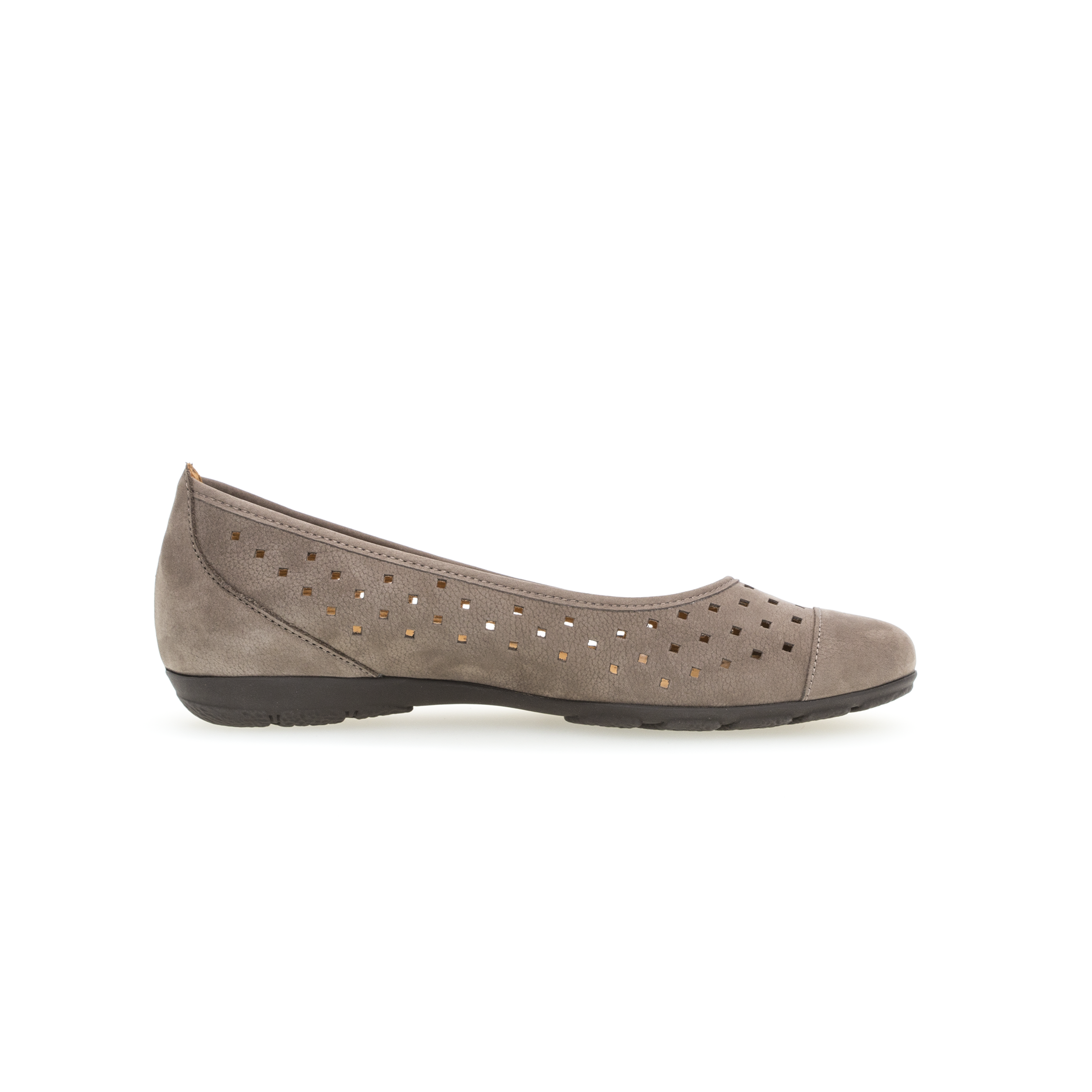 24.169 - CAP TOE PERFORATED BALLET FLAT