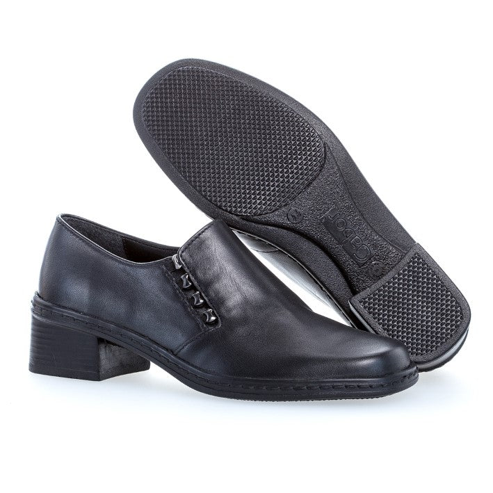 GABOR Black leather shoes with elastic,