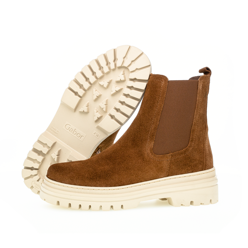 71.720 - CHELSEA LUG ANKLE BOOT