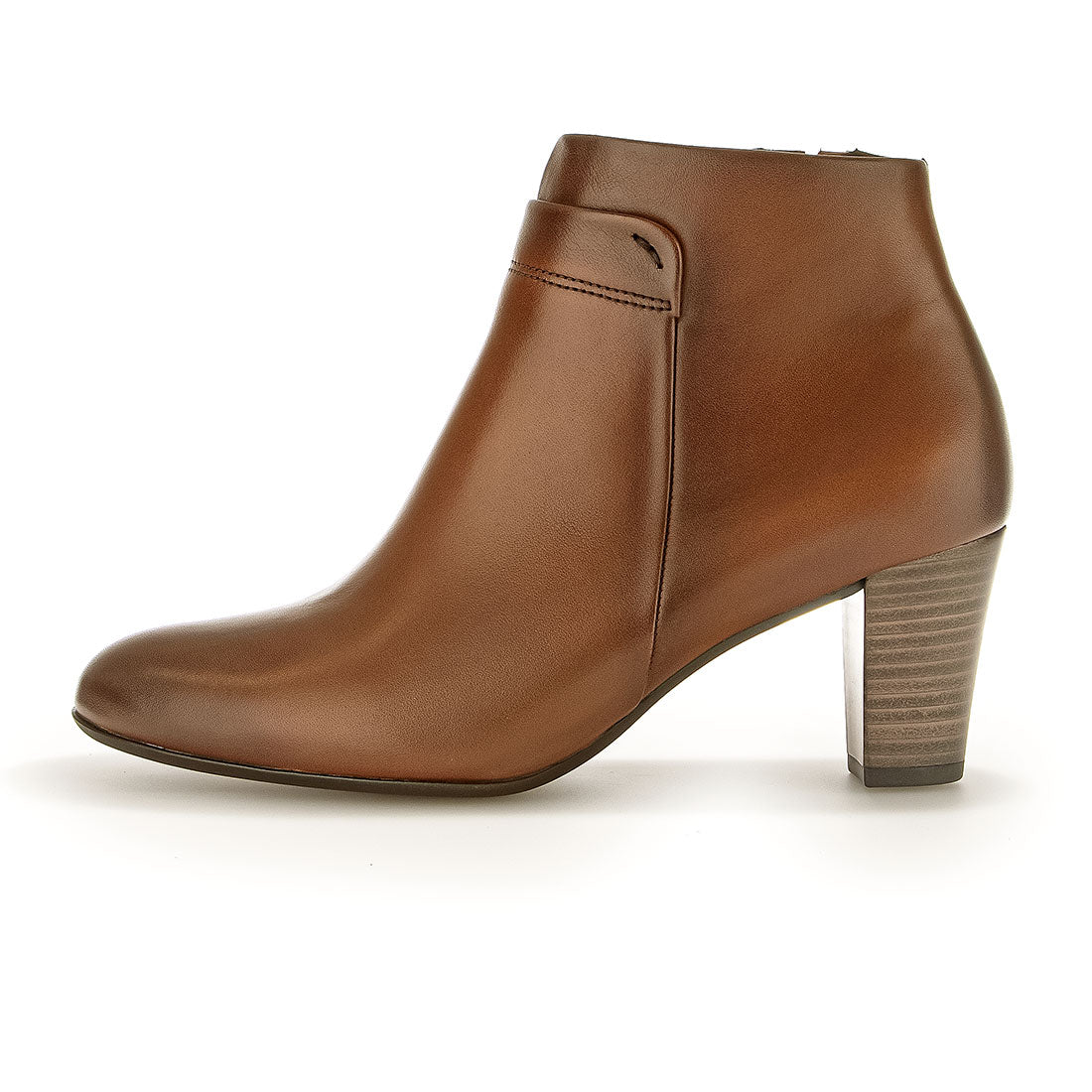 GABOR Cognac leather boot with pointed toe,