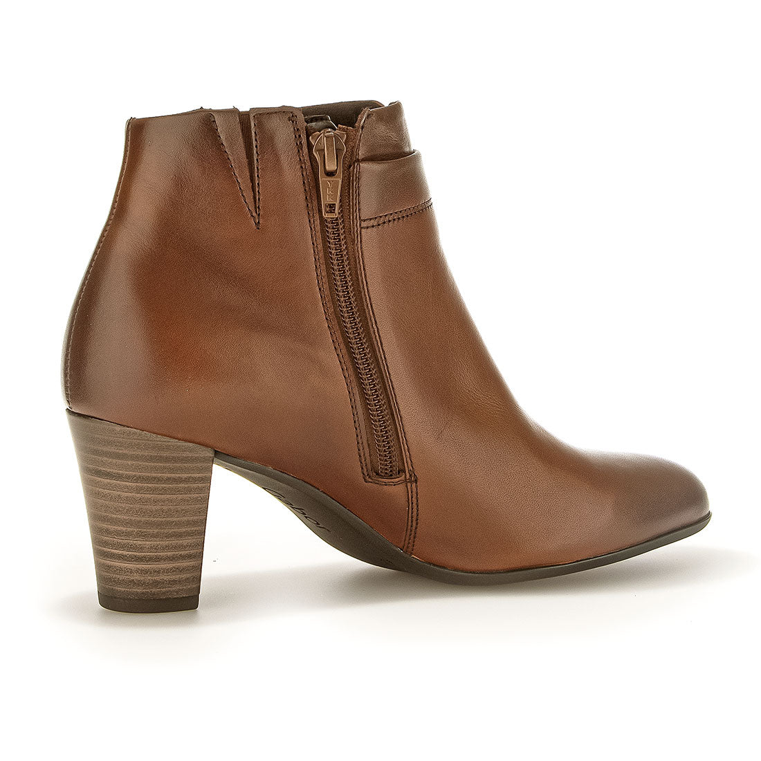 GABOR Cognac leather boot with pointed toe,