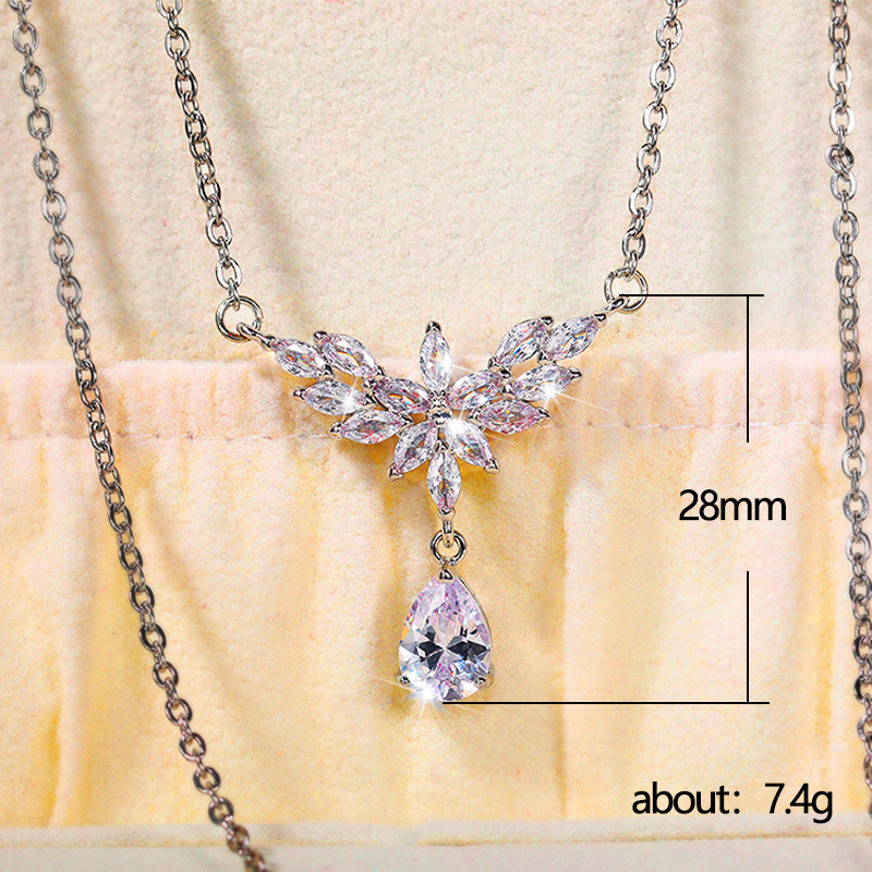 Exquisite pear-shaped water drop pendant necklace for women