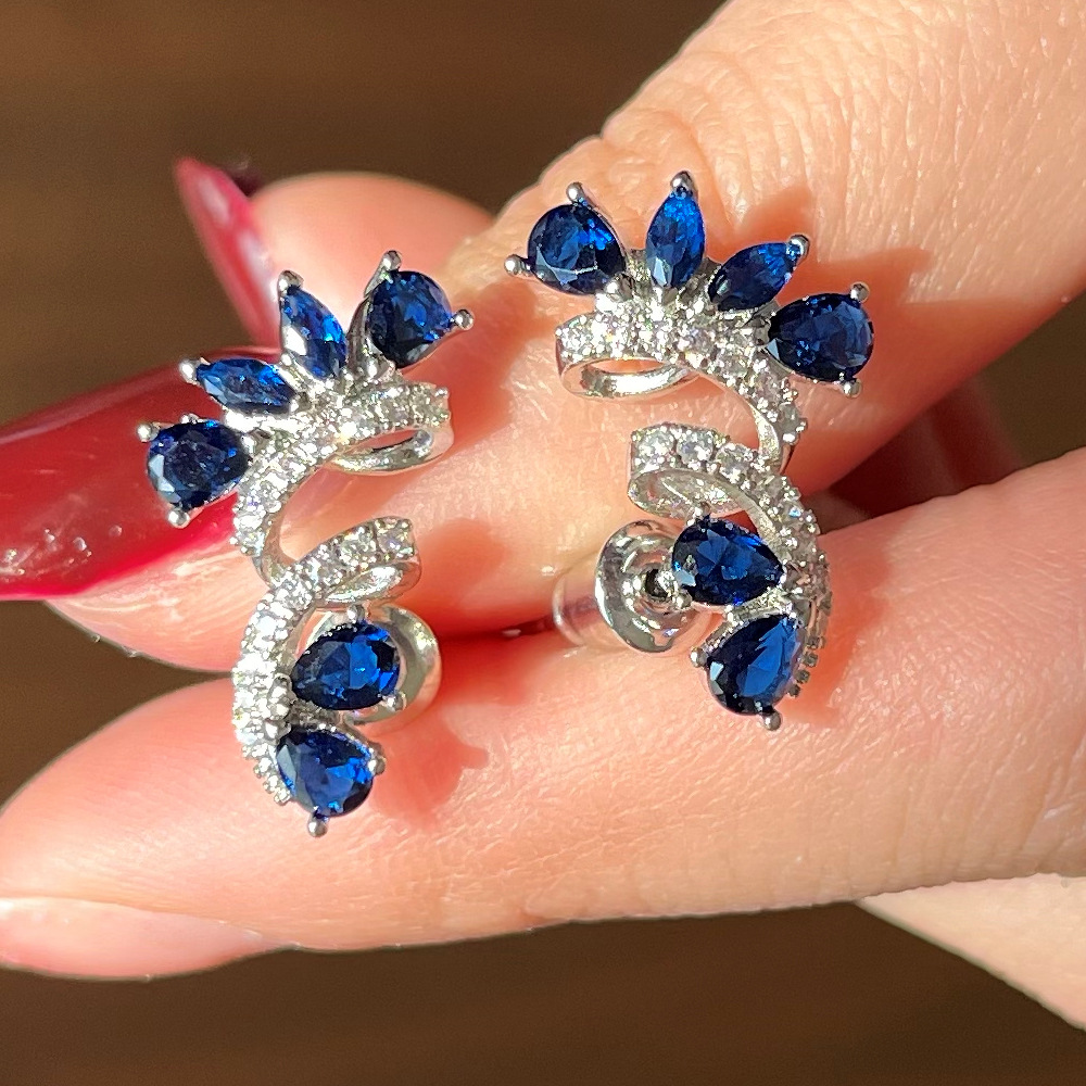 High end and niche design flower vine earrings