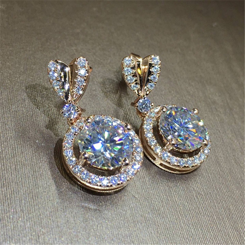 Exquisite women's heart-shaped large earrings and studs