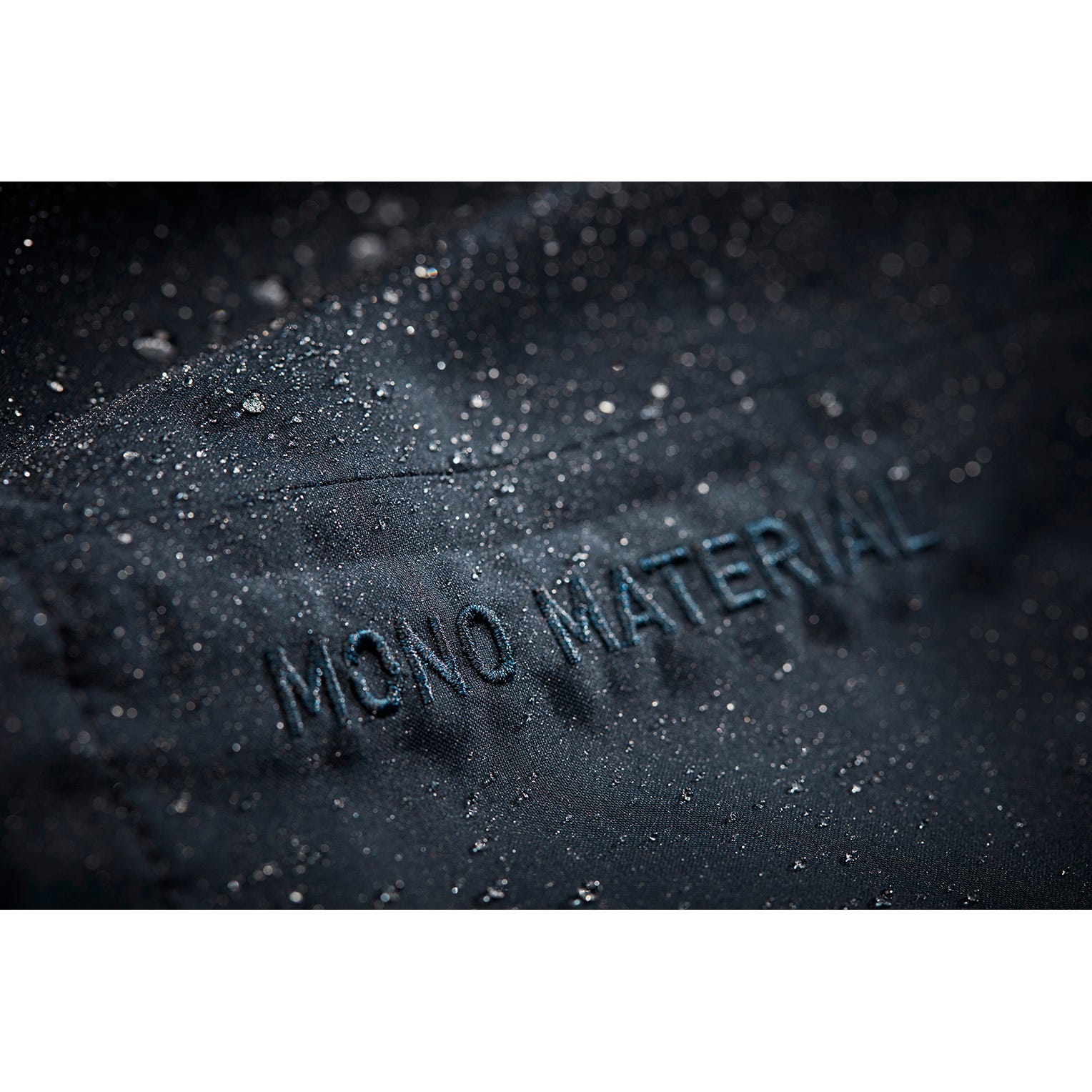 W MONO MATERIAL RAINCOAT