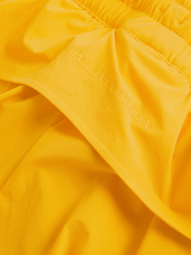 Light Shorts Women