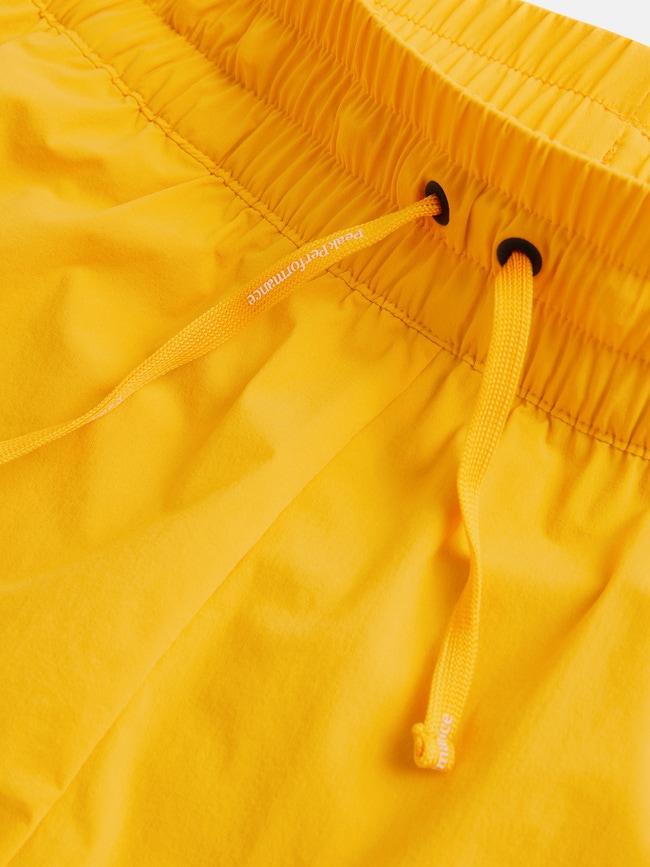 Light Shorts Women