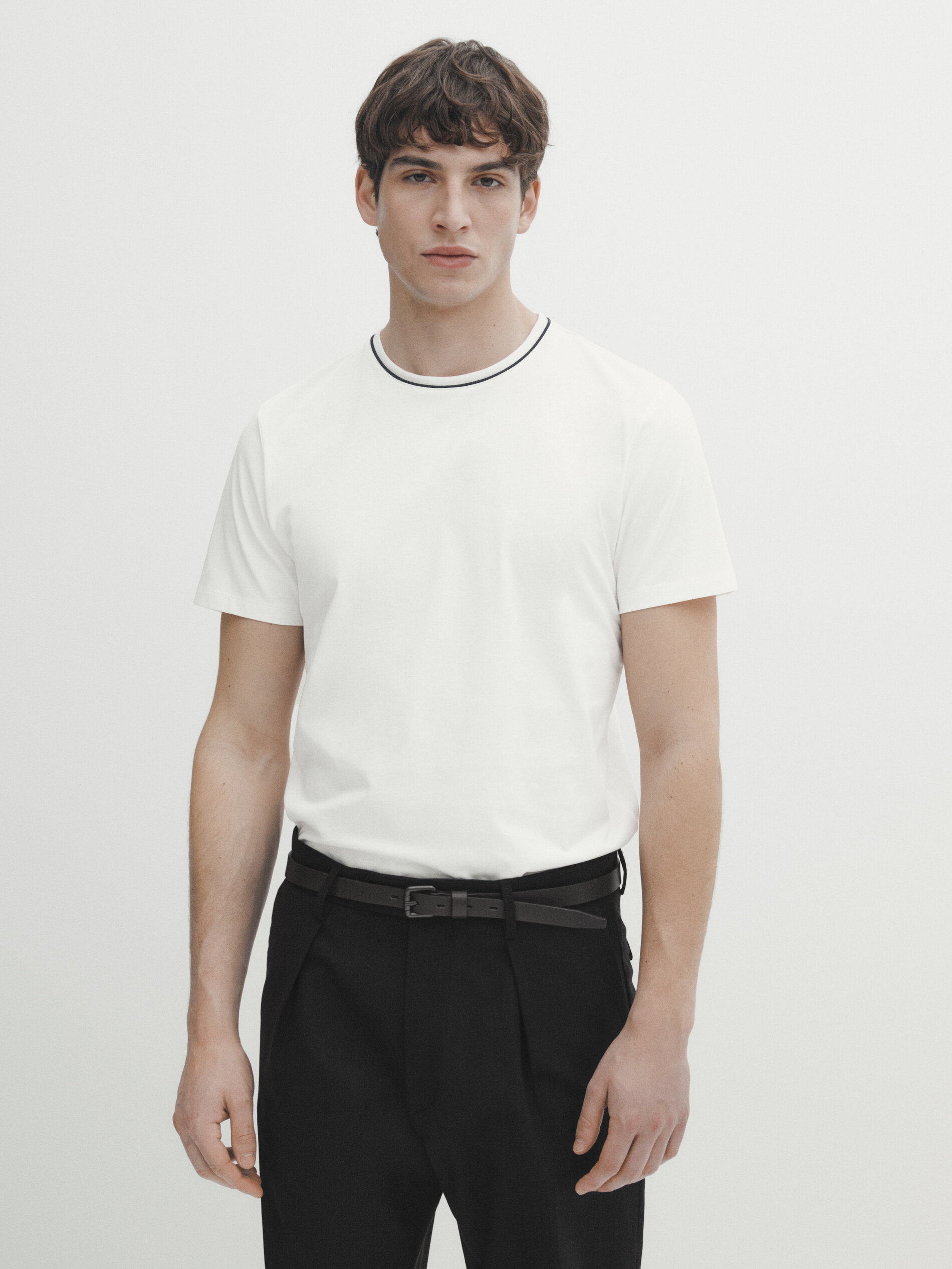 Camiseta manga corta cuello contraste - CRUDO