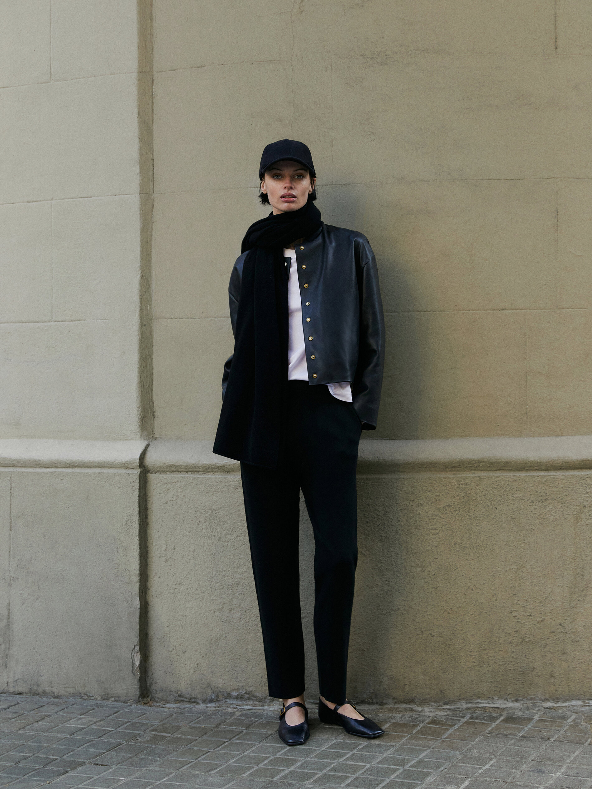 Pantalón de punto recto - NEGRO