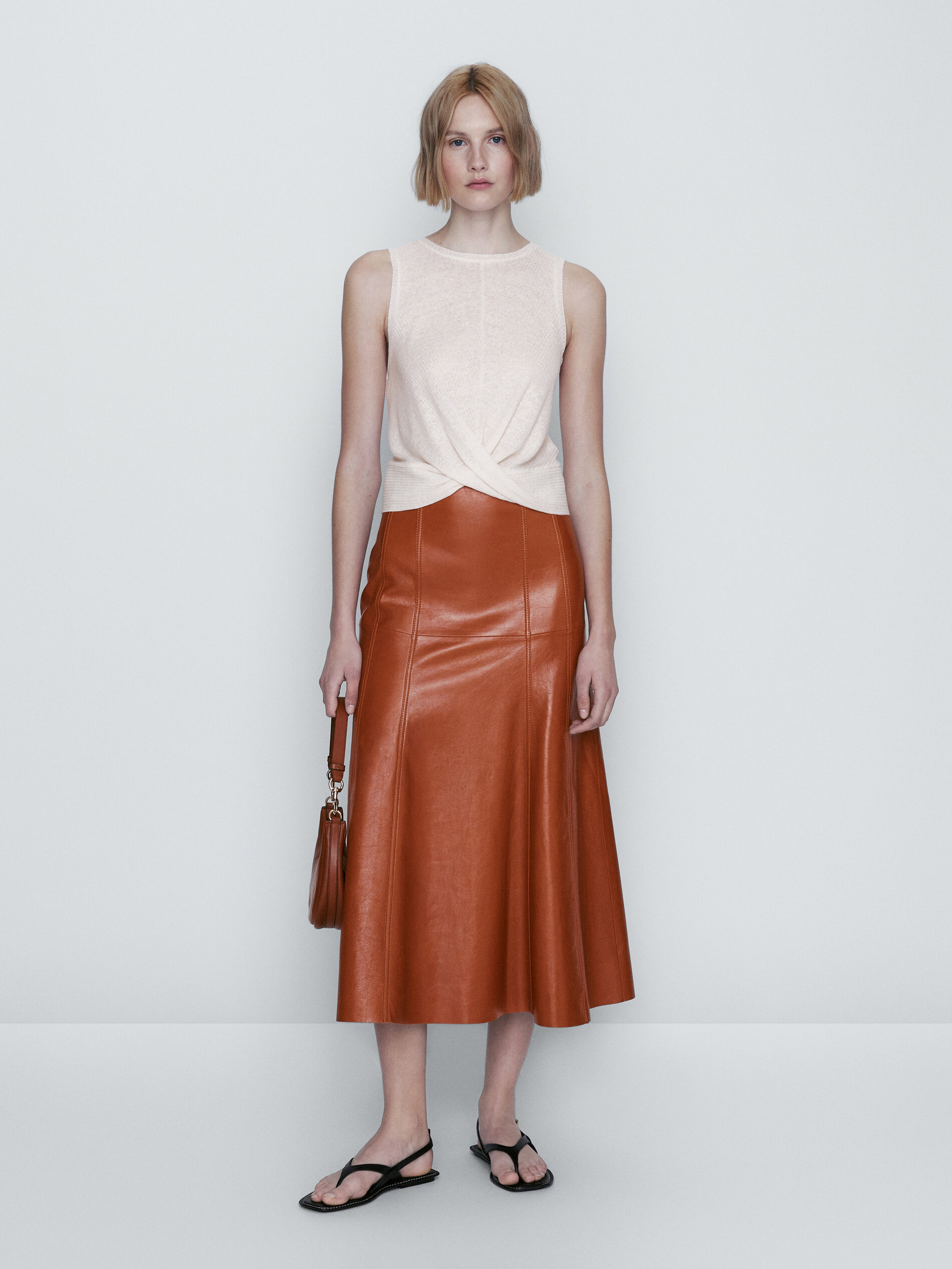 Falda larga piel napa costuras - CUERO