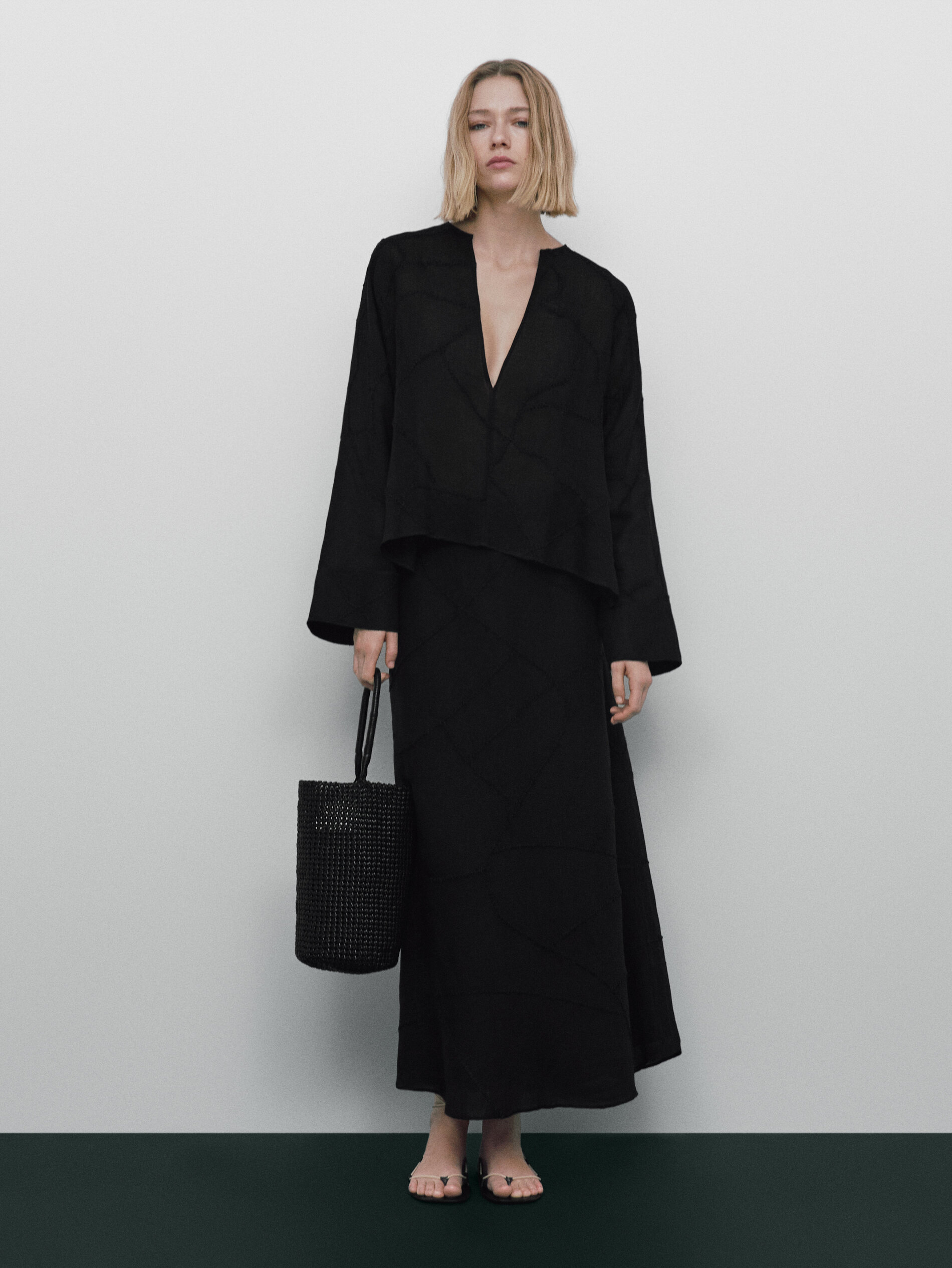 Falda detalle bordados Limited edition - NEGRO