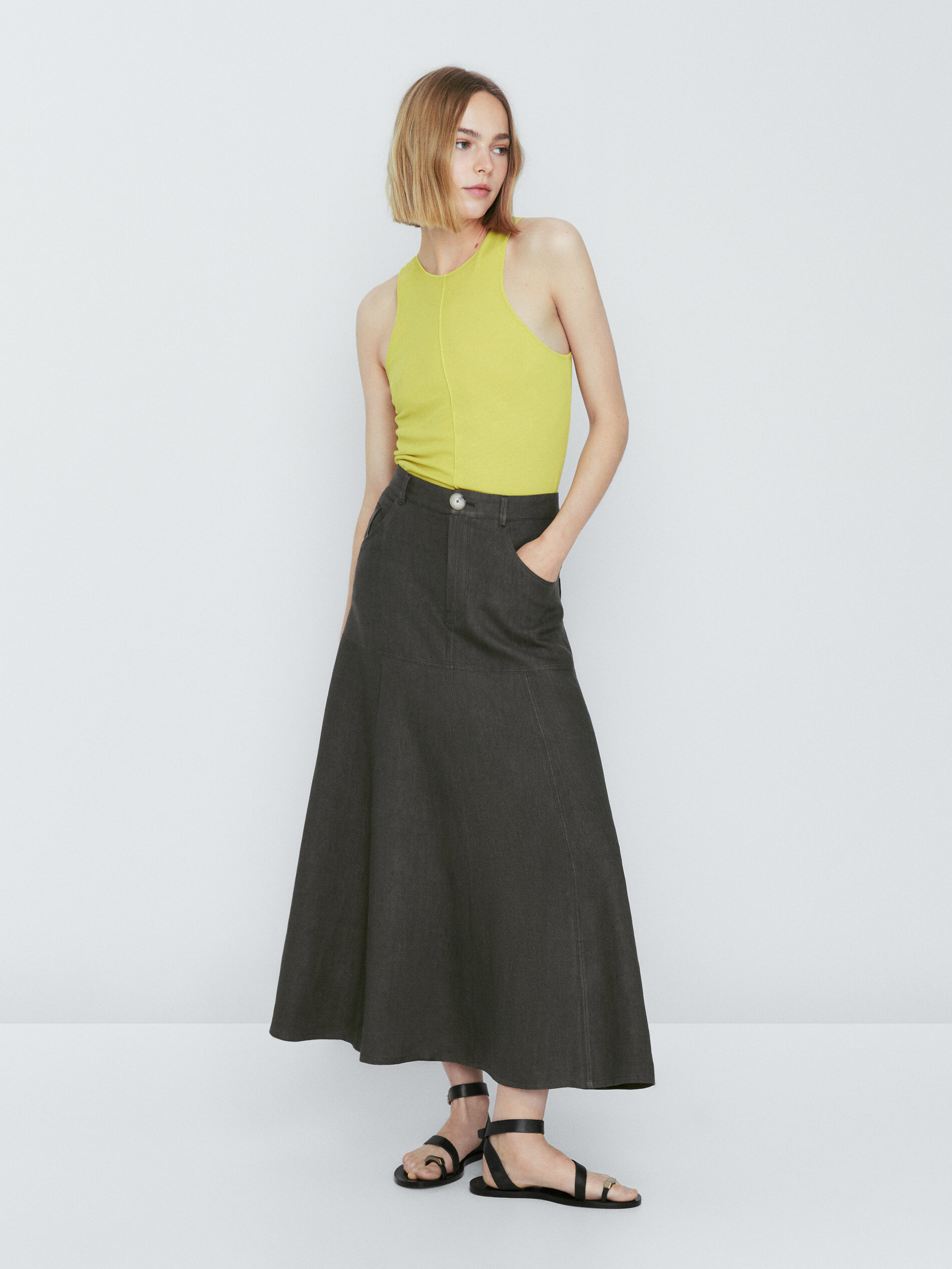 Falda mezcla lino algodón con vuelo - KAKI
