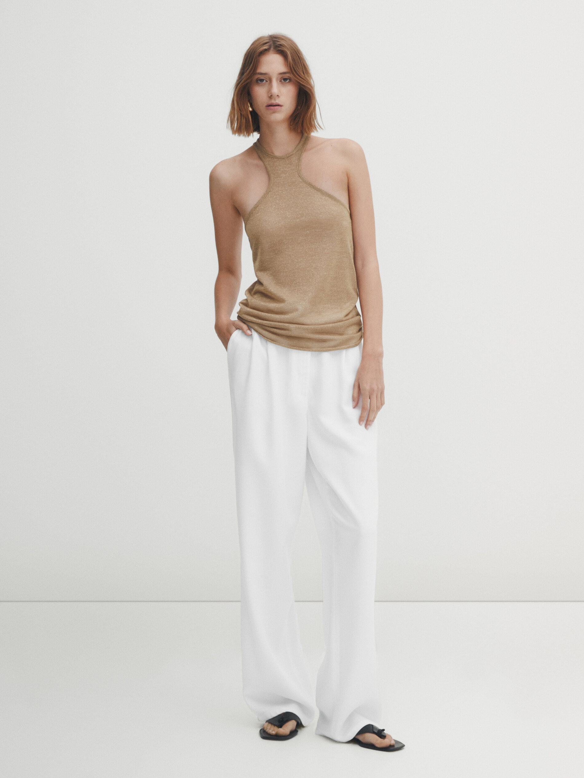 Top halter pronunciado brillo - DORADO