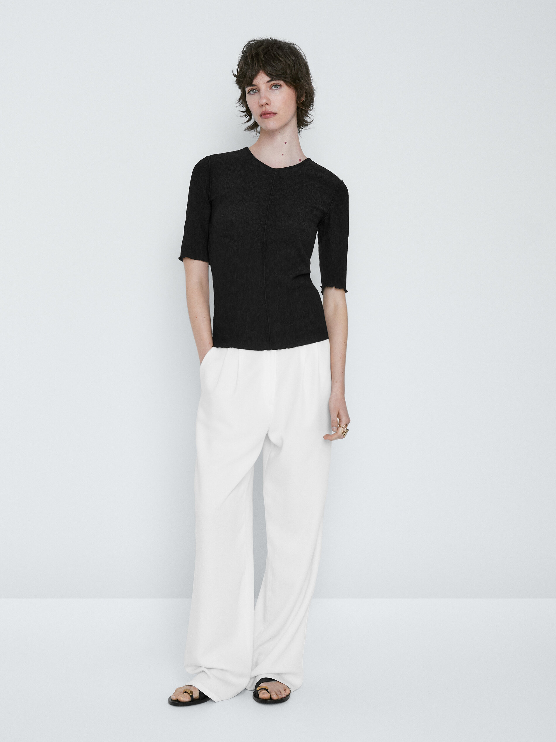 Camiseta nervio central efecto arrugado - NEGRO