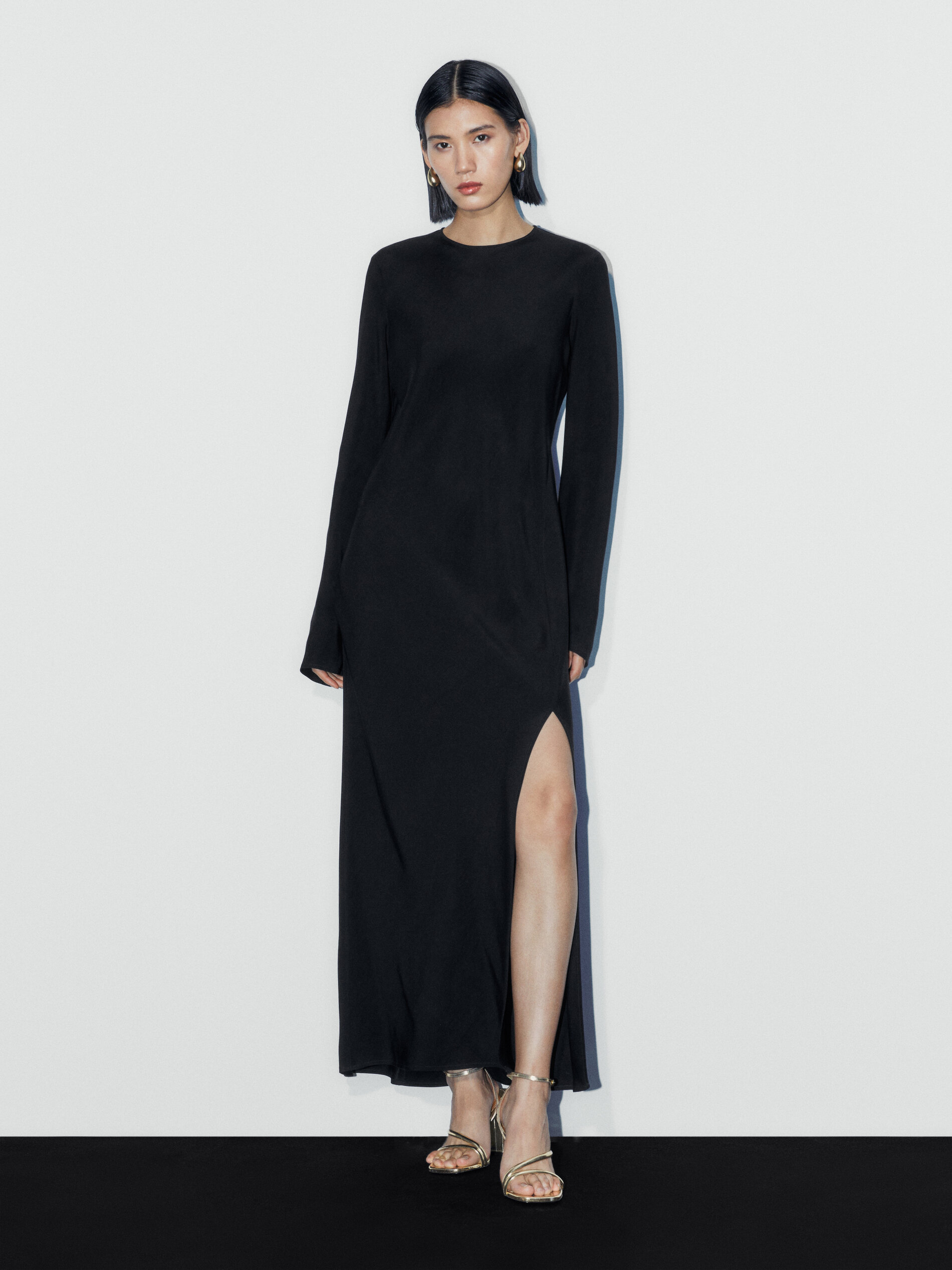 Vestido largo fluido manga larga - NEGRO