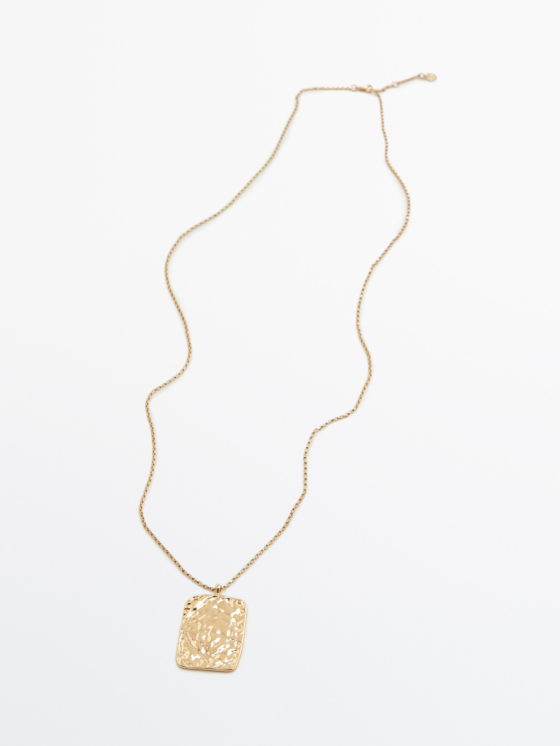 Collar largo medalla textura baño oro - DORADO