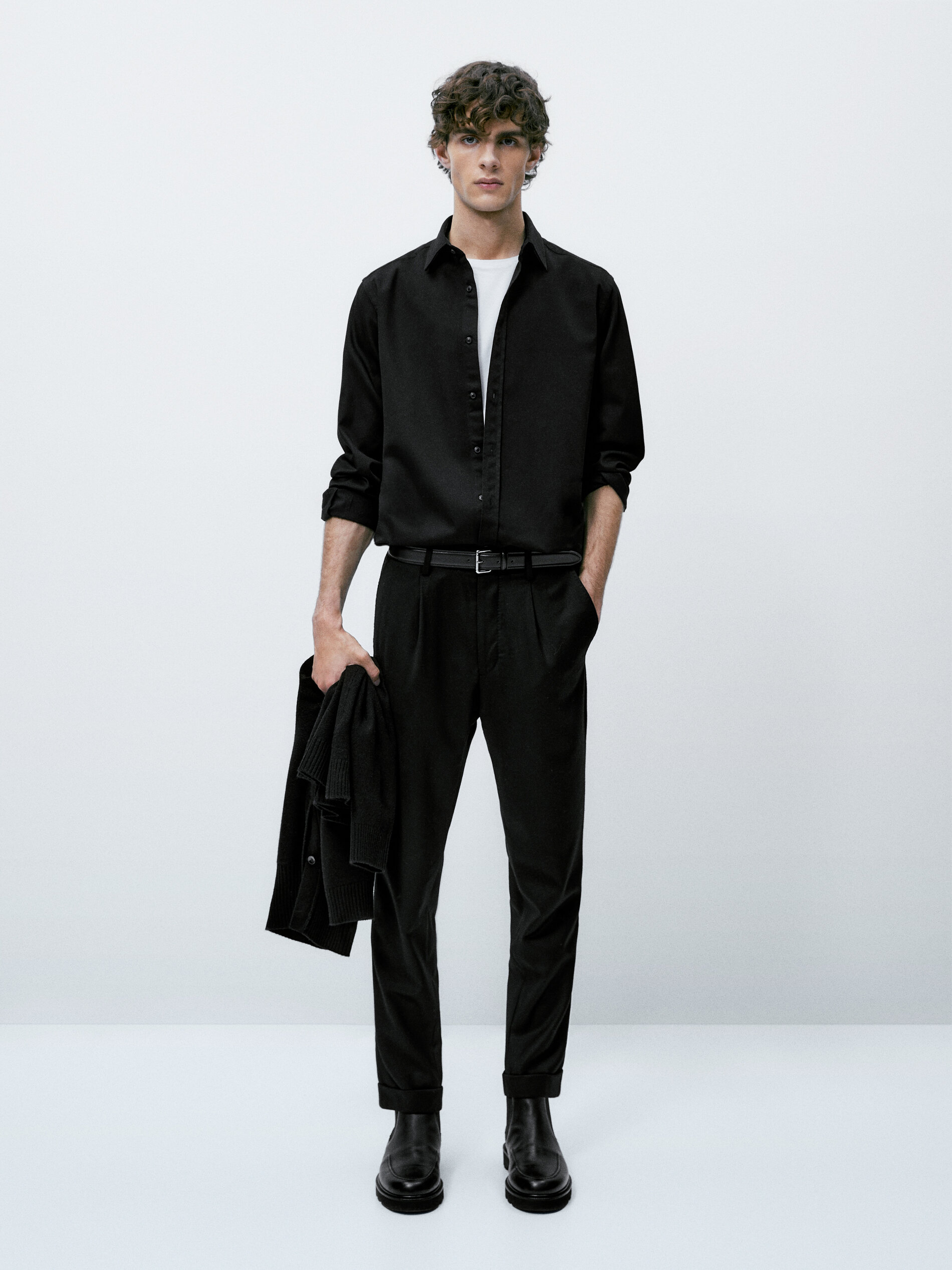 Camisa denim 100% algodón regular fit - NEGRO