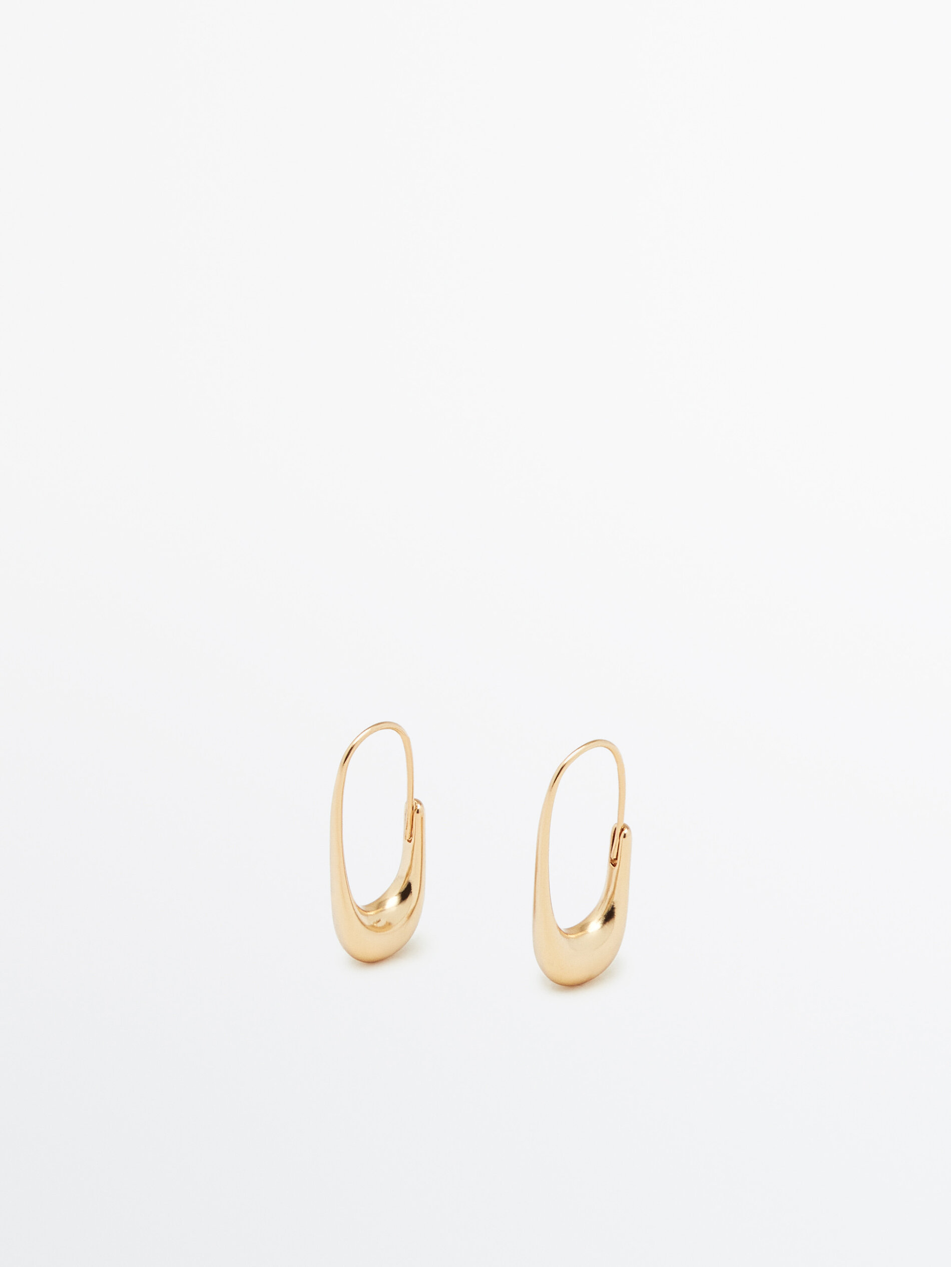 Pendientes ovalados detalle lágrima - DORADO