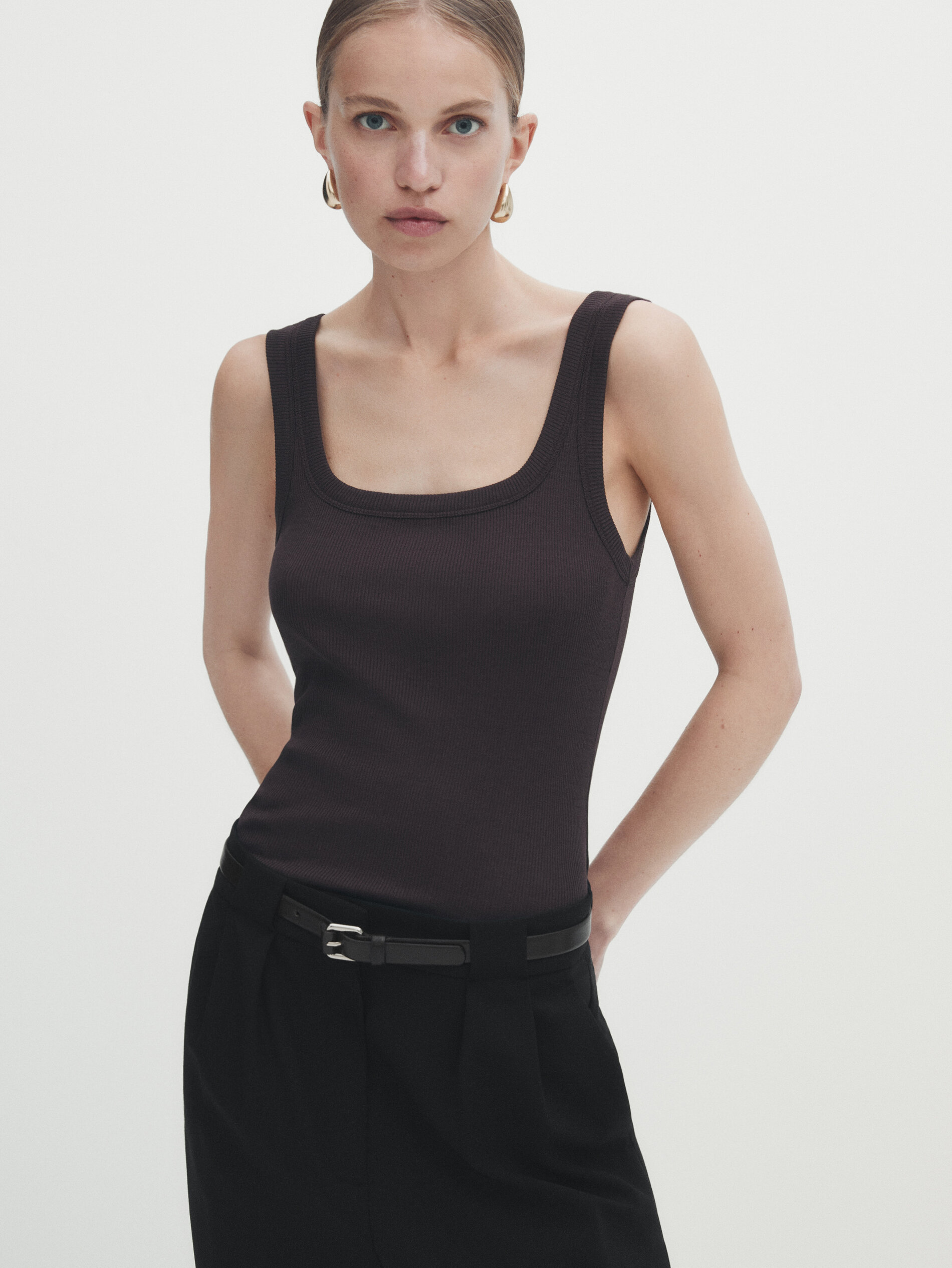 Pantalón negro recto pinzas - NEGRO