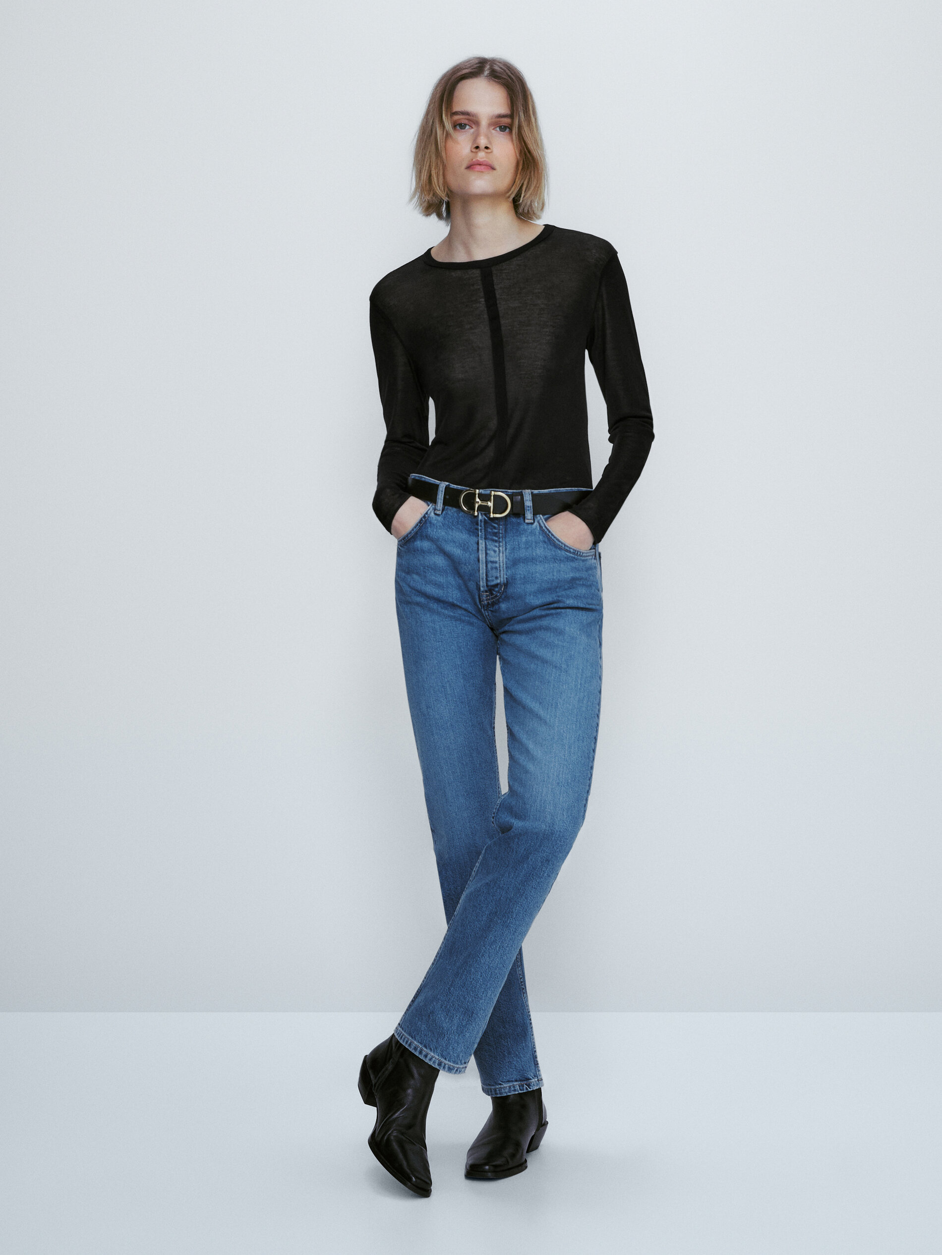 Camiseta semitransparente costura - NEGRO