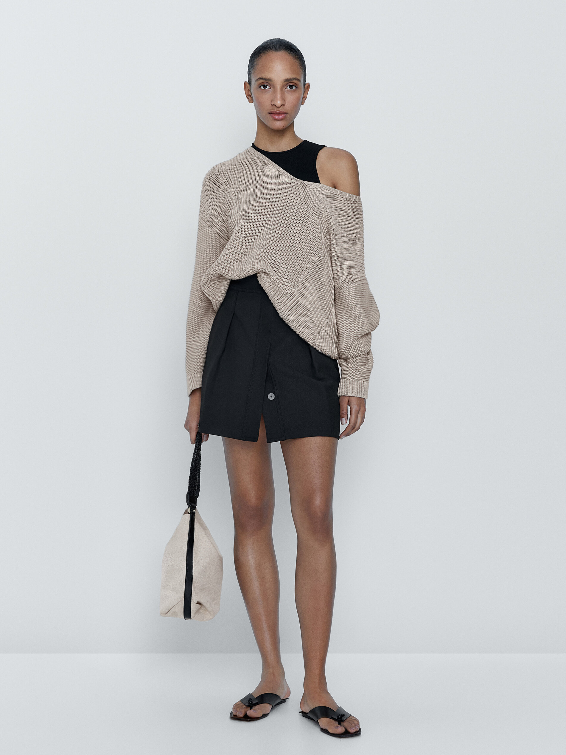 Mini falda pinzas - NEGRO