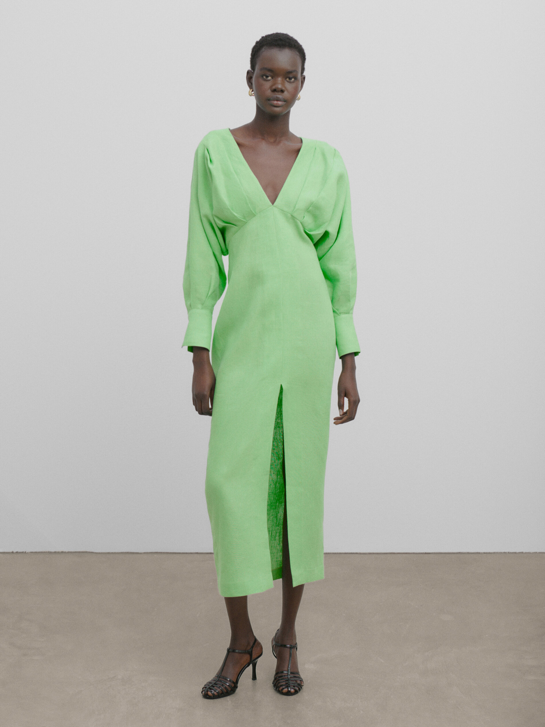 Vestido detalle pliegues abertura -Studio - VERD.MANZ