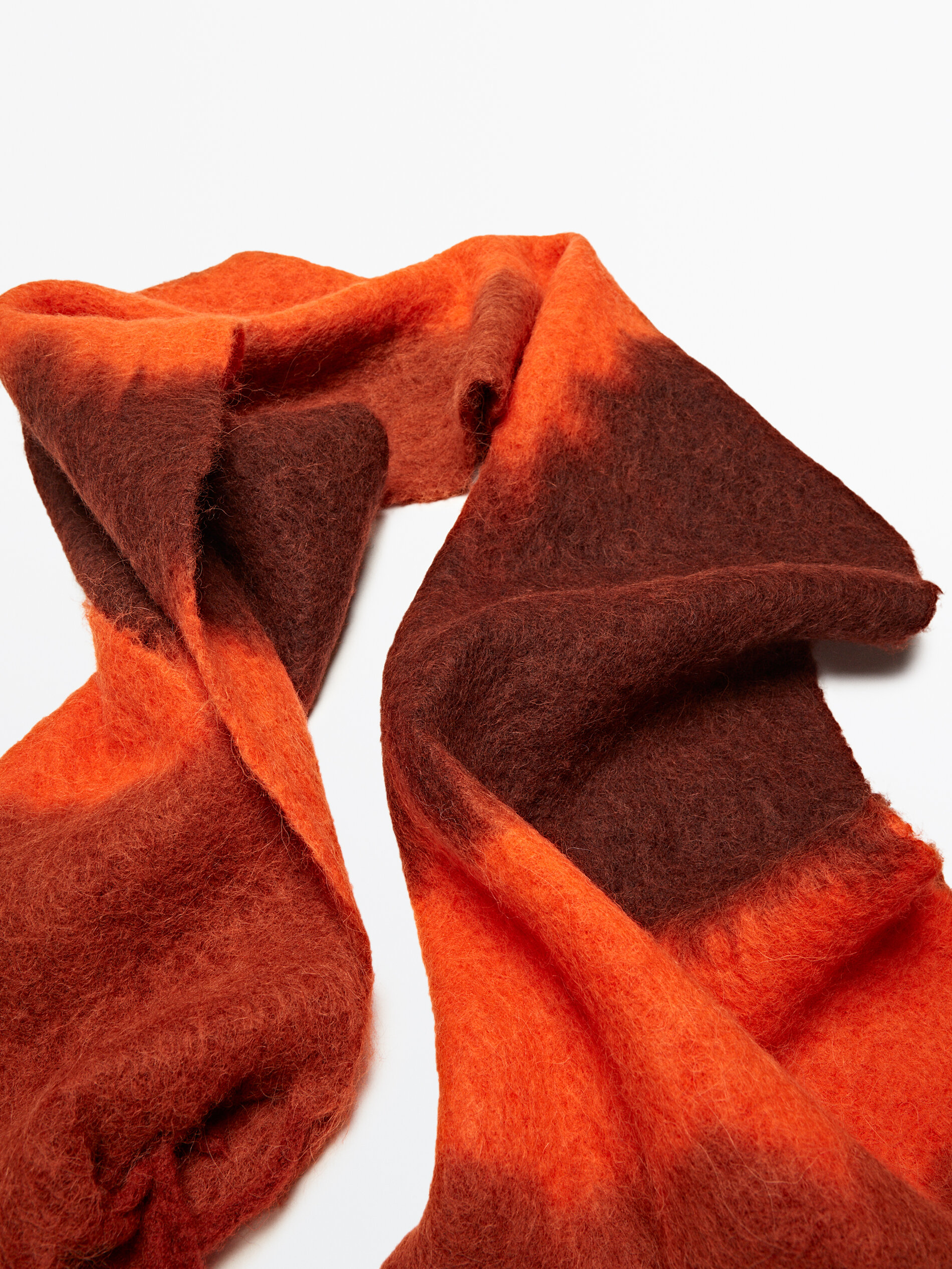 Bufanda tie dye detalle flecos - TEJA