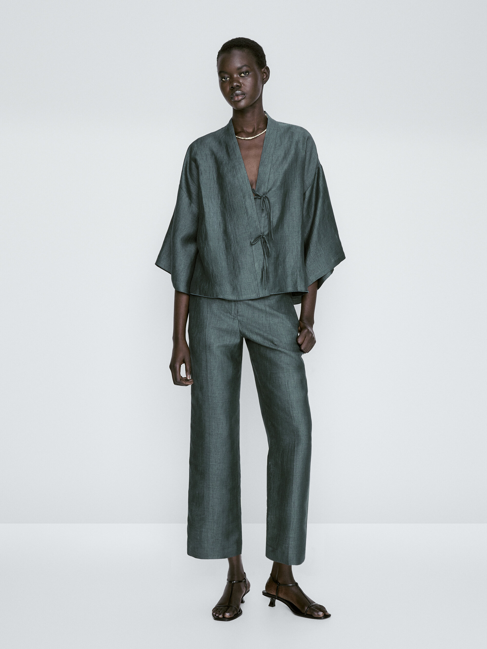 Pantalón mezcla lino corte recto - VERDE