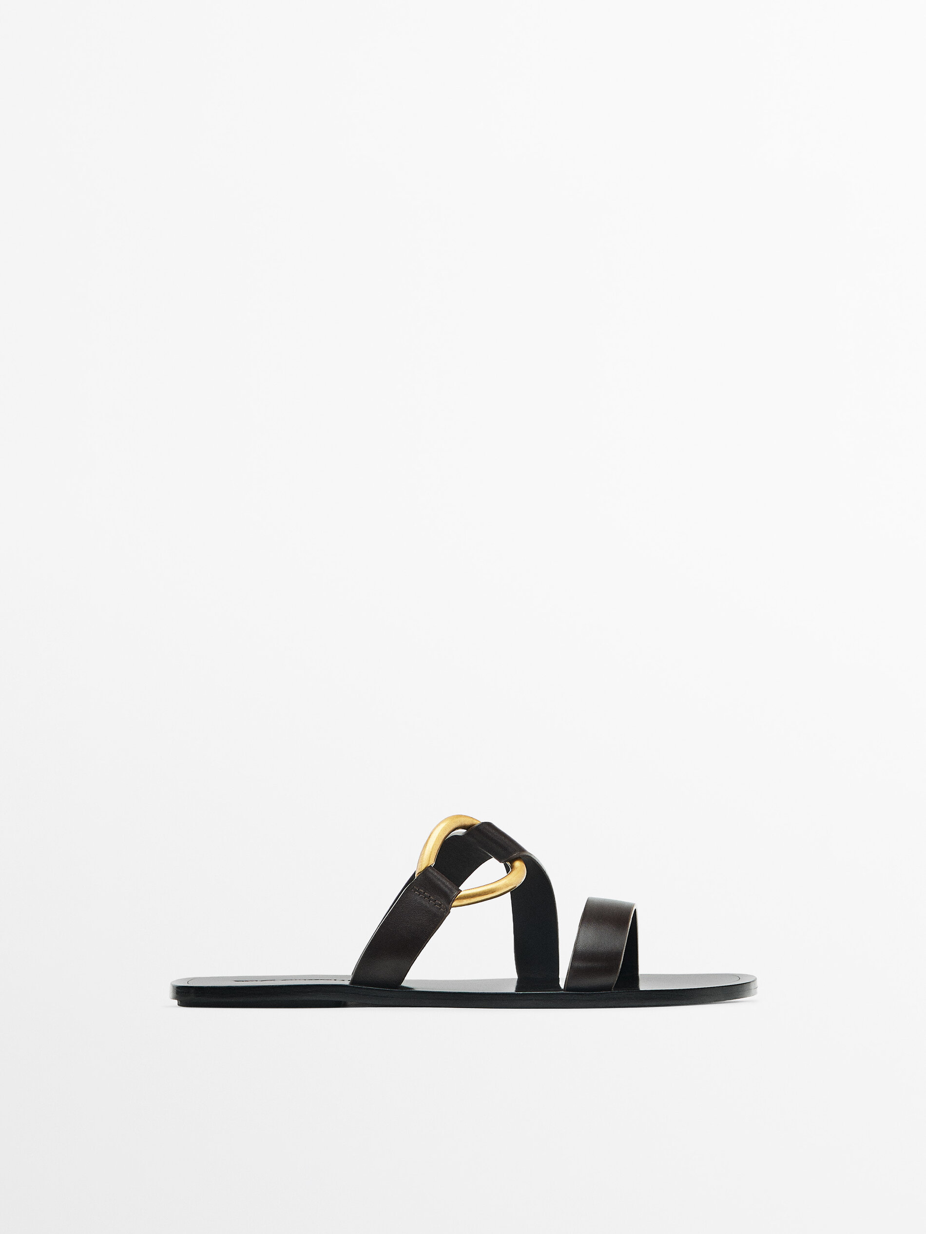 Sandalia plana detalle anilla metálica - MARRÓN