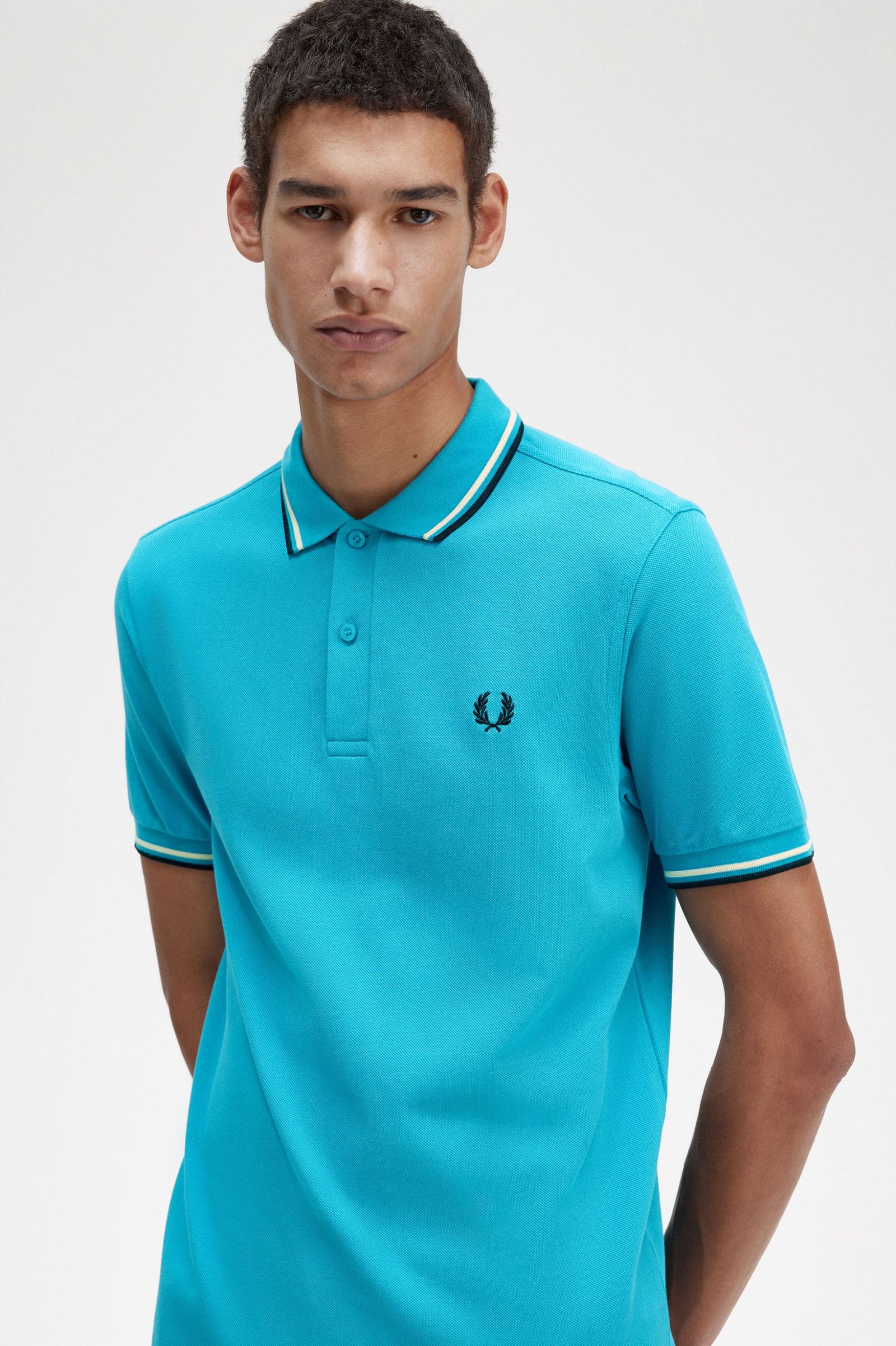 The Fred Perry ShirtM3600 Cyber Blue / Ice Cream / Black