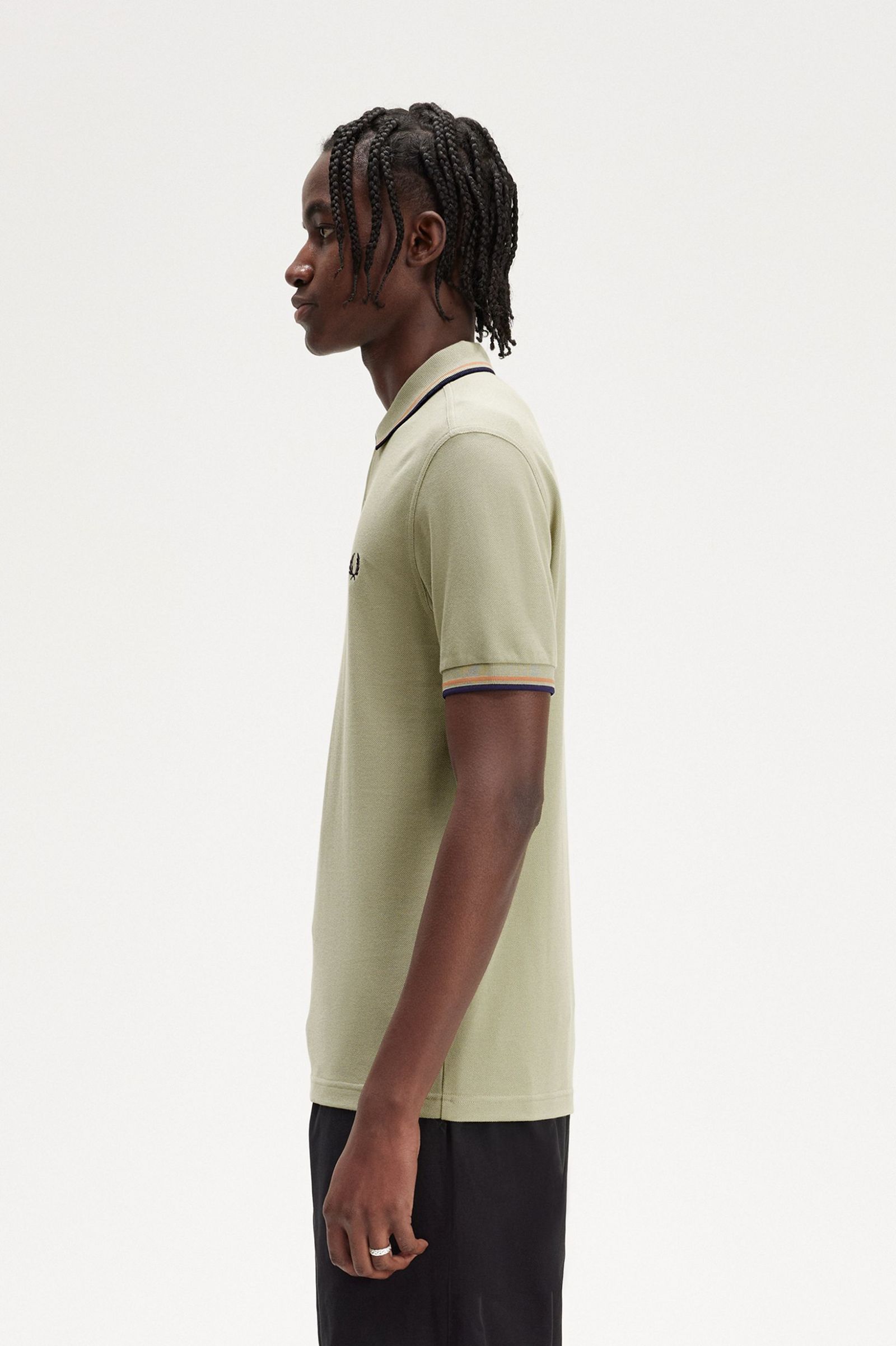 The Fred Perry ShirtM3600 Seagrass / Light Rust / French Navy