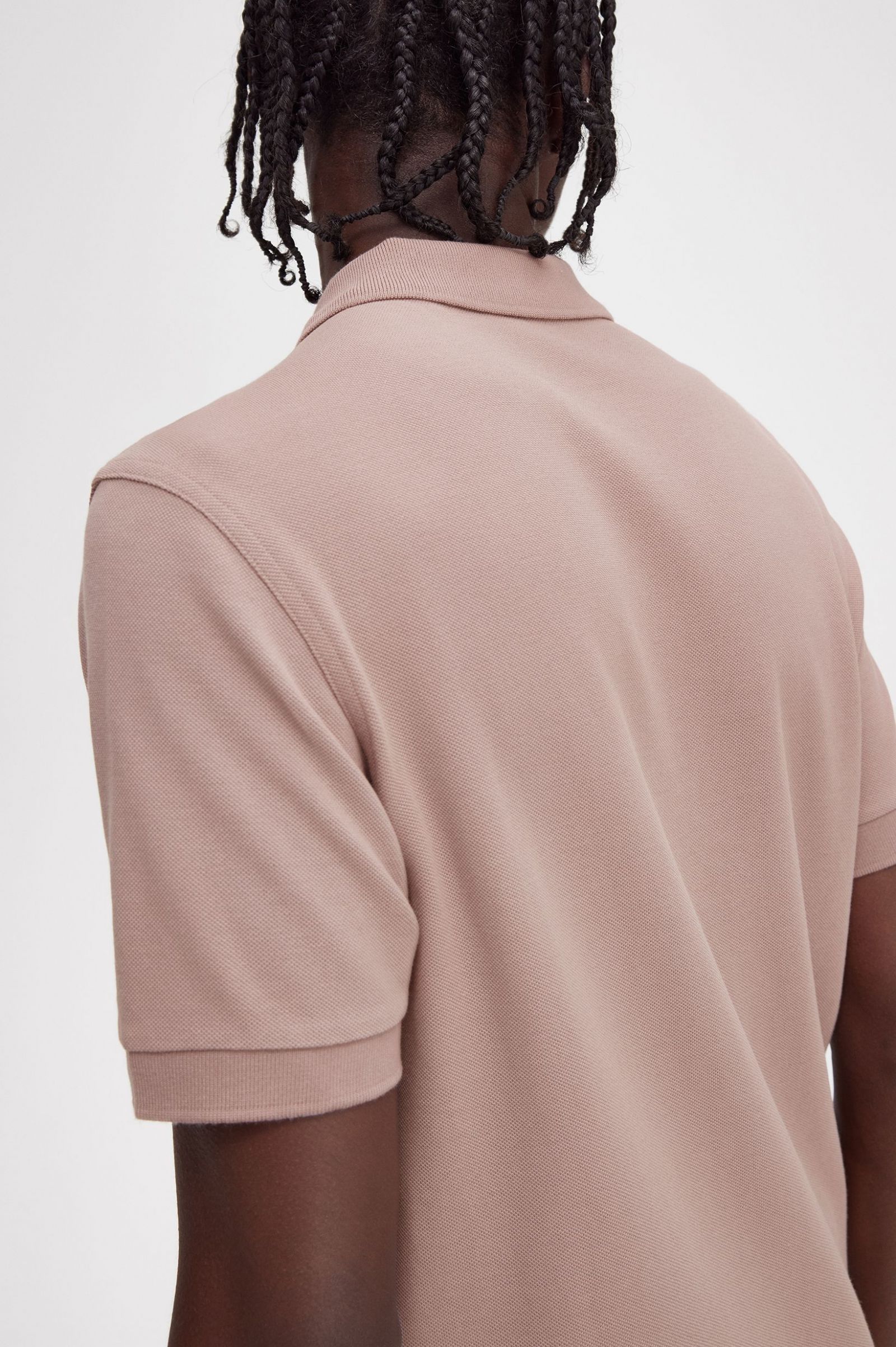 The Fred Perry ShirtM6000 Dark Pink / Burnt Tobacco