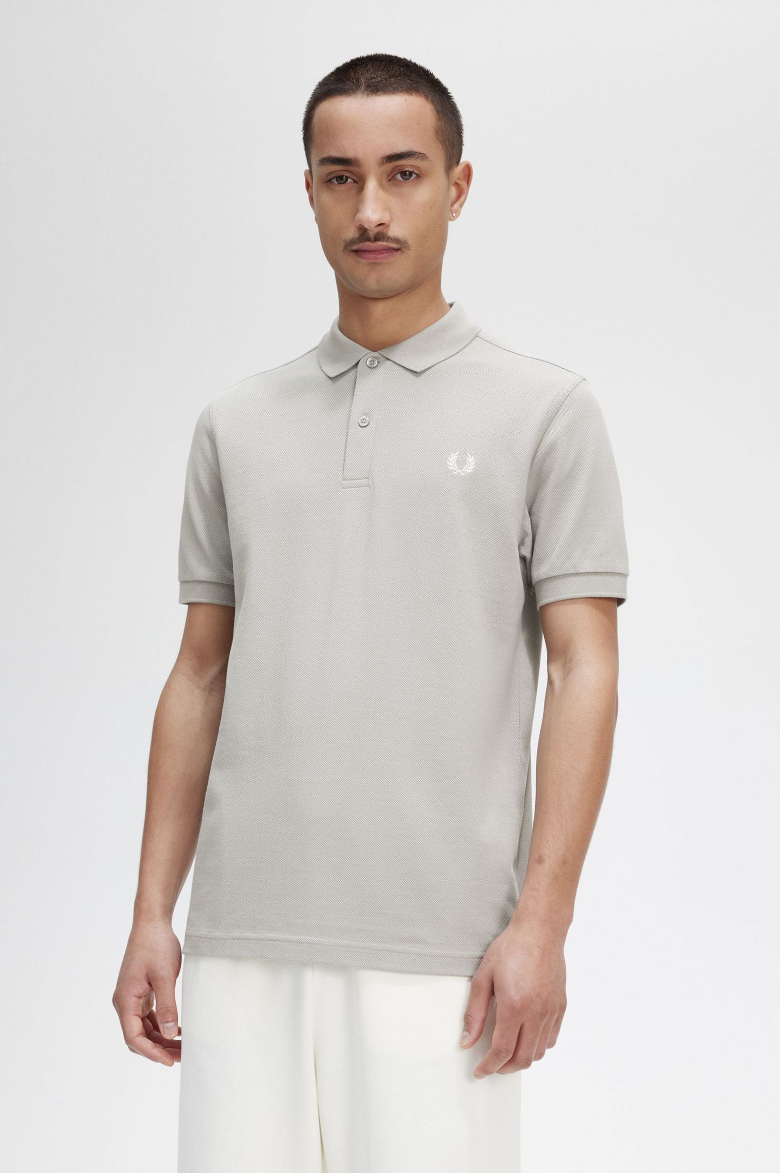 The Fred Perry ShirtM6000 Limestone / Ecru