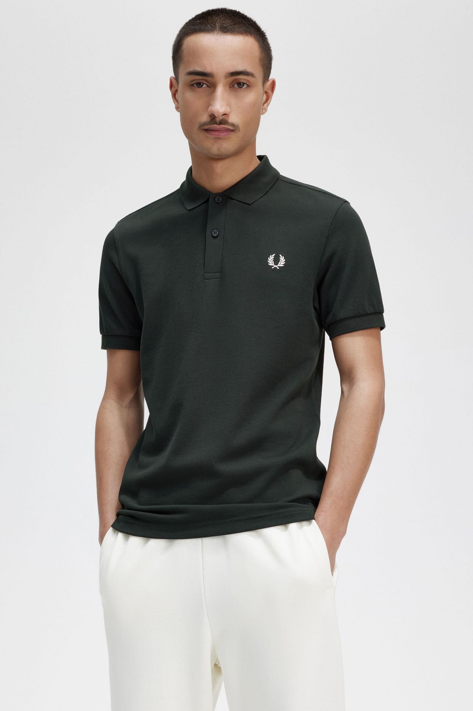 The Fred Perry ShirtM6000 Night Green / Snow White