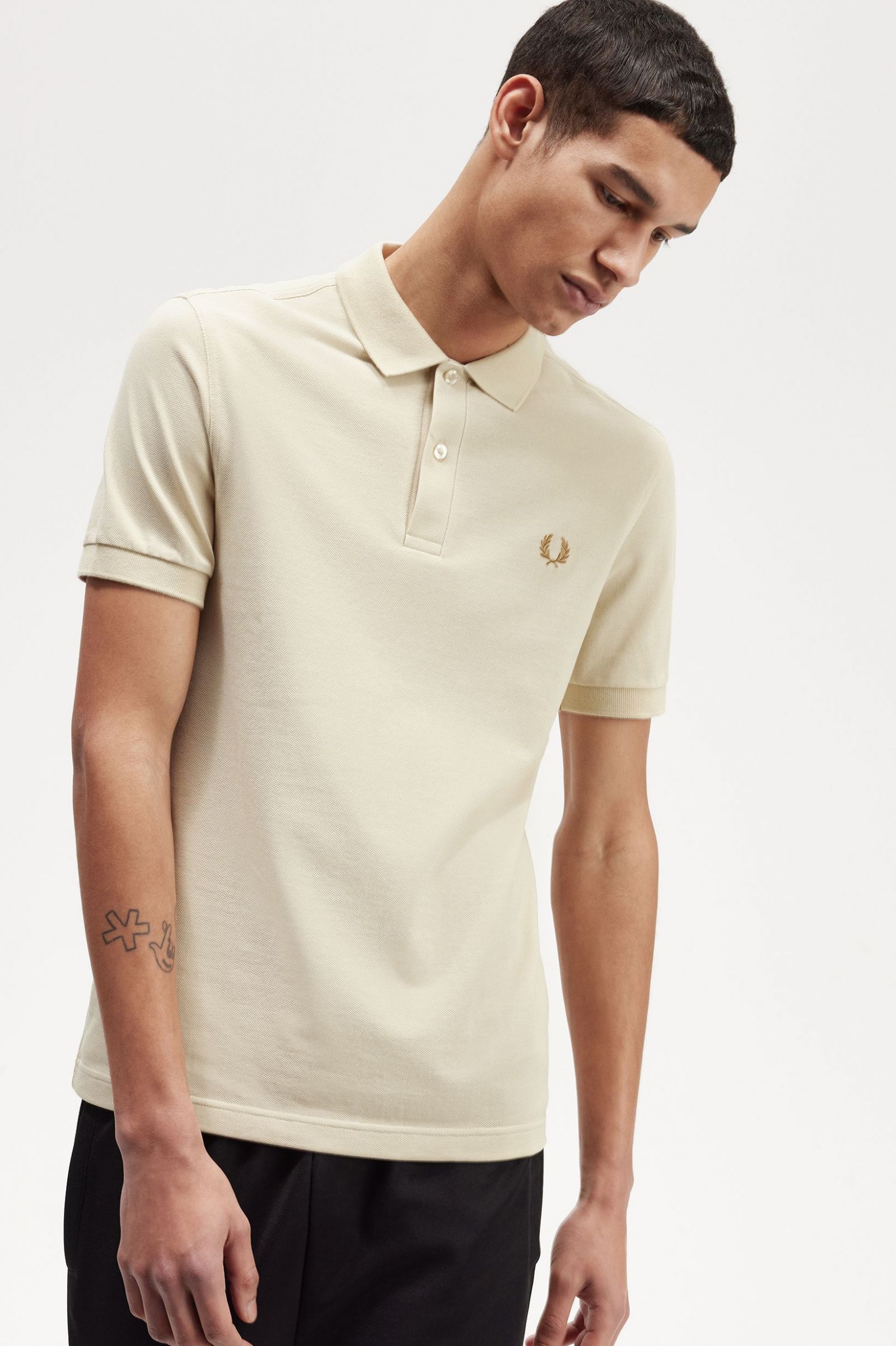 The Fred Perry ShirtM6000 Oatmeal / Dark Caramel