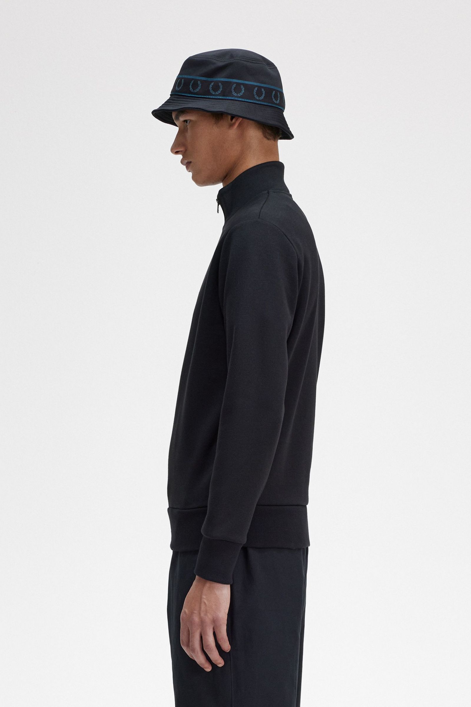 Embroidered Half Zip Sweatshirt Navy