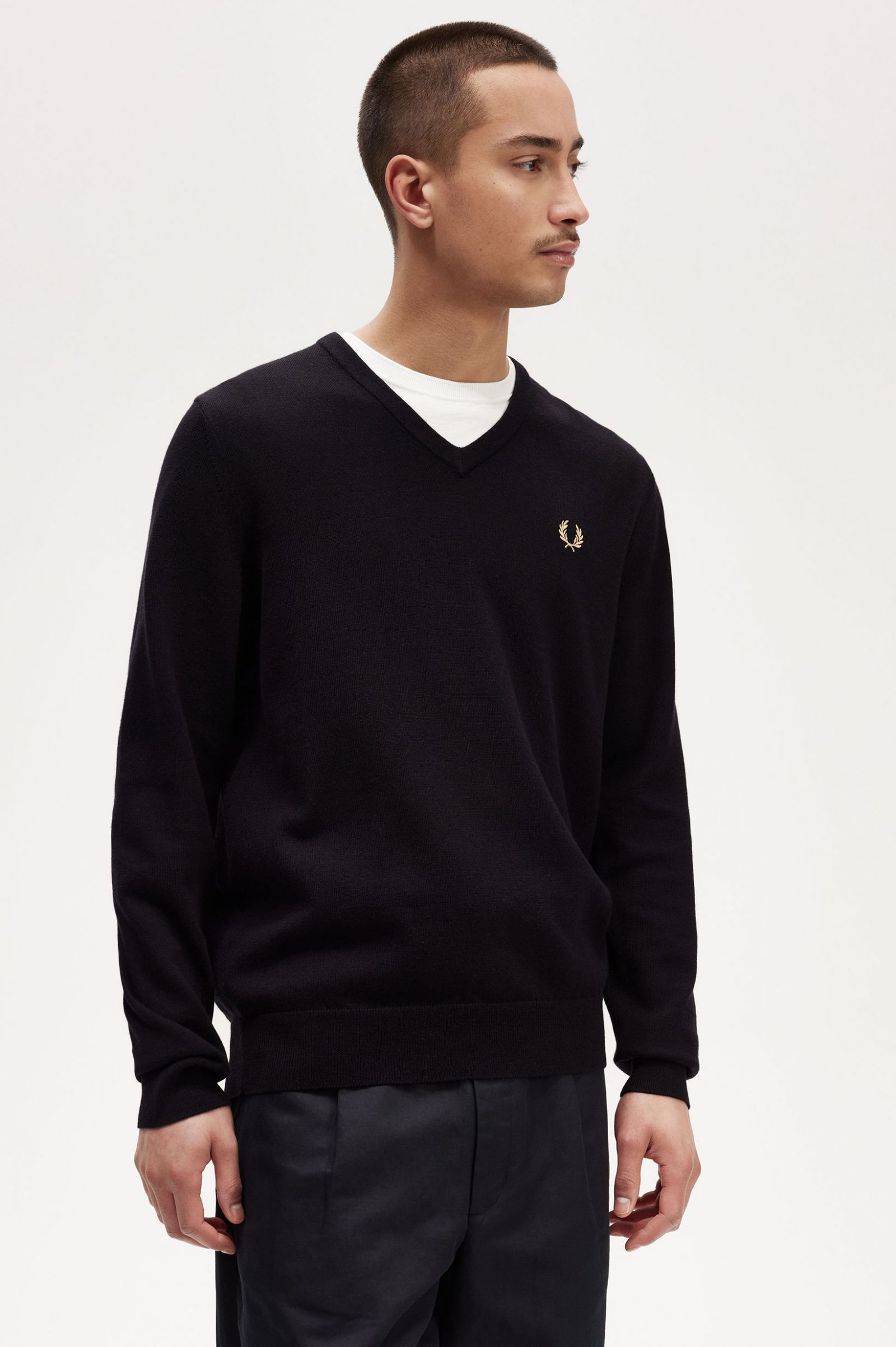 Classic V-Neck Jumper Black