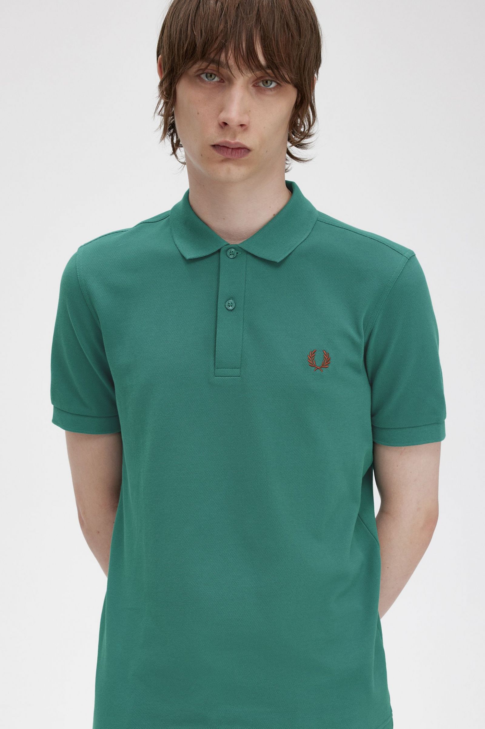 The Fred Perry ShirtM6000 Deep Mint / Whisky Brown