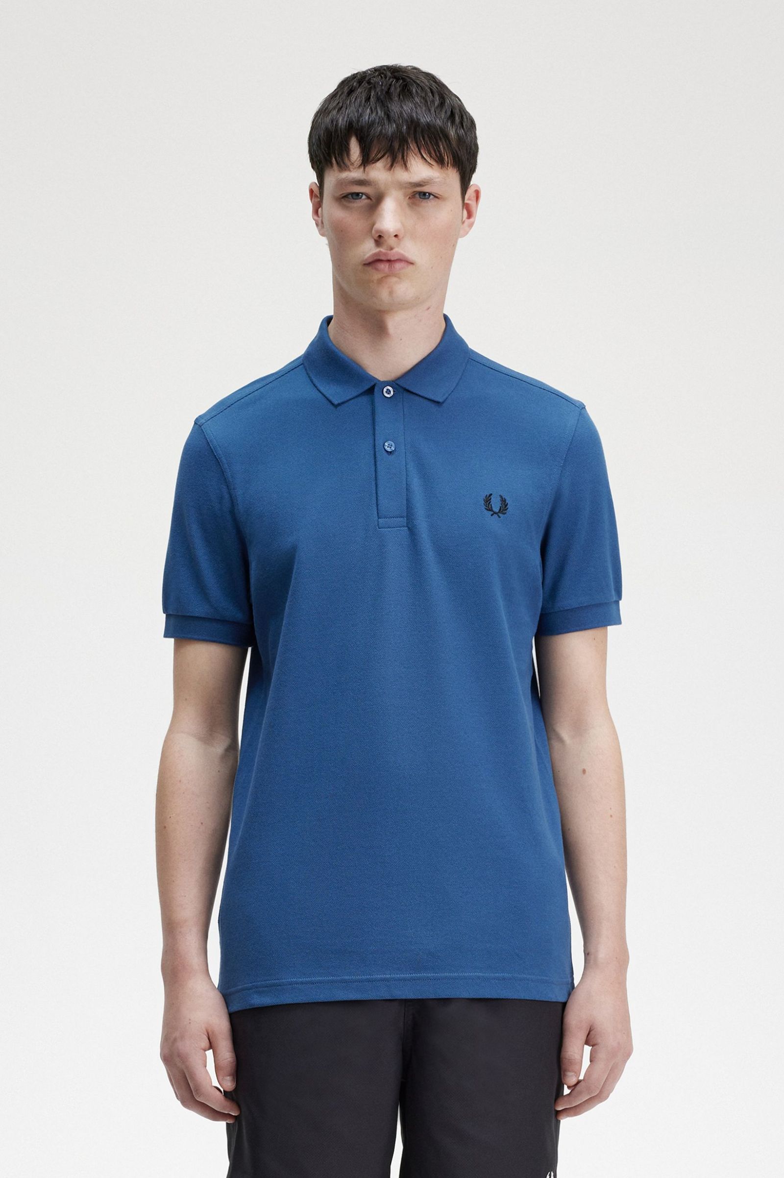 The Fred Perry ShirtM6000 Midnight Blue / Black
