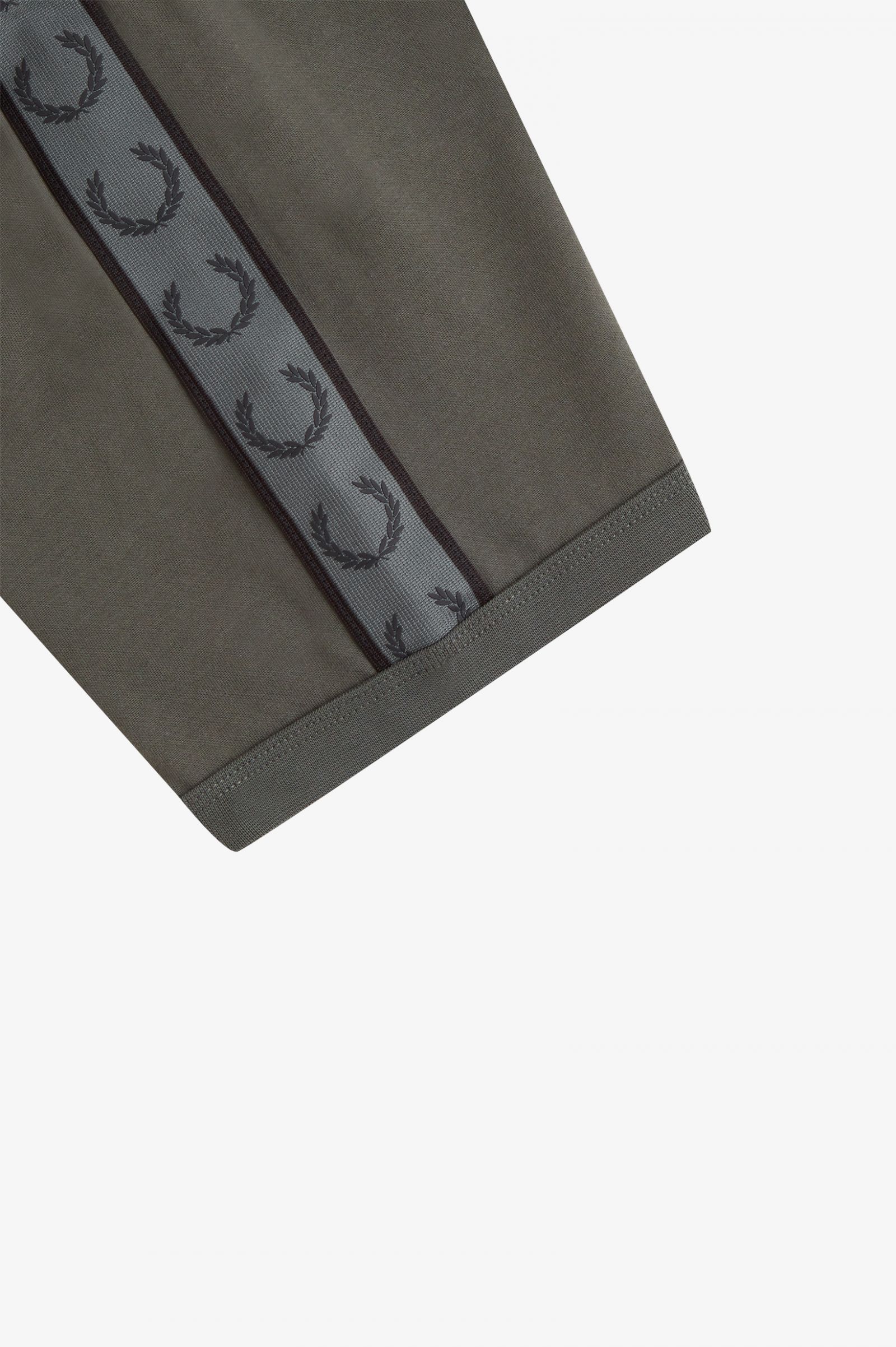 Contrast Tape Ringer T-Shirt Field Green / Field Green