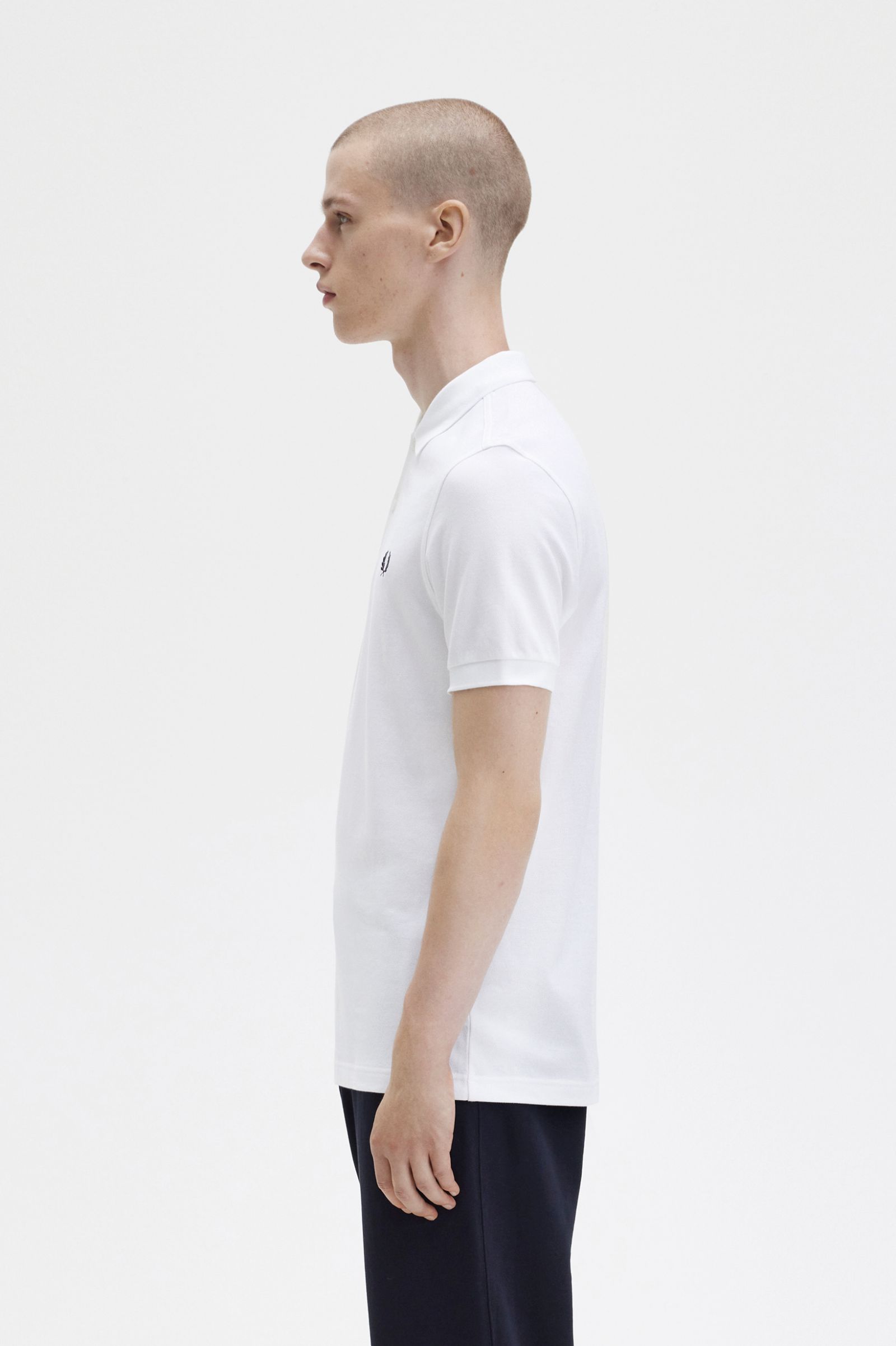 The Fred Perry ShirtM6000 White / Navy