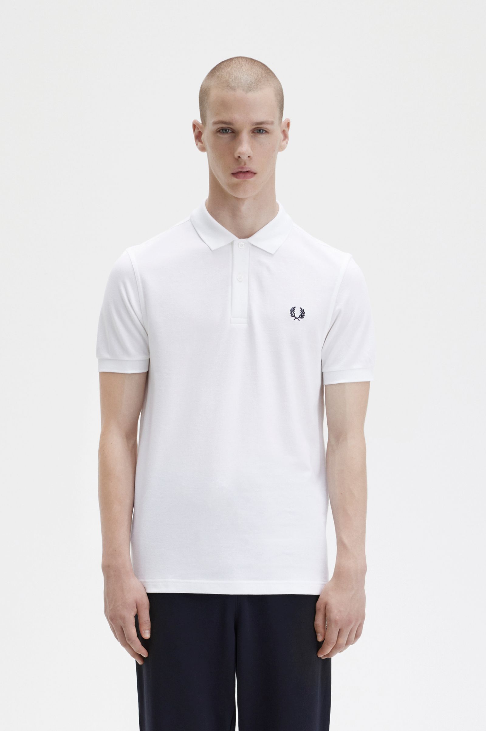 The Fred Perry ShirtM6000 White / Navy